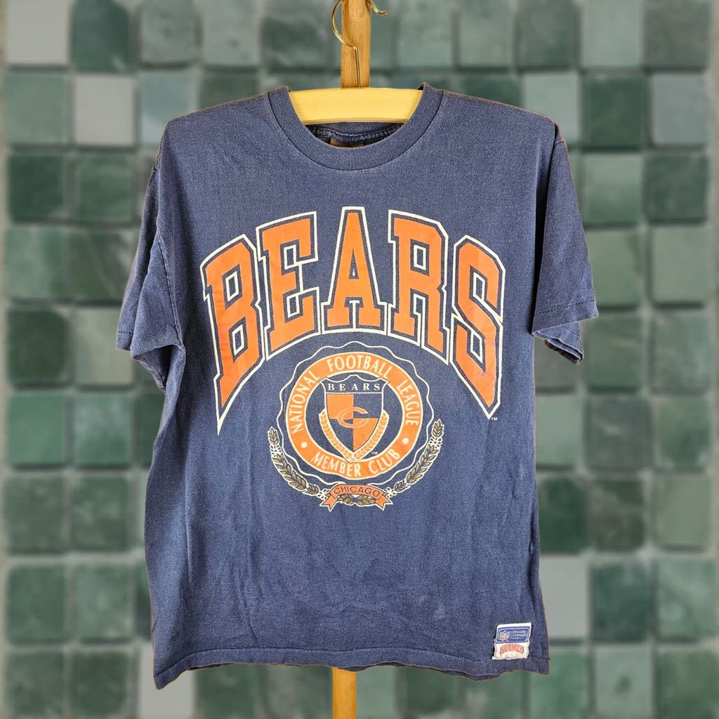 NFL VINTAGE CHICAGO BEARS NFL NUTMEG SINGLE STITCH BLUE T-SHIRT XLARGE XL T-Shirt Mens Nike Size US XL / EU 56 / 4 - 1 Thumbnail