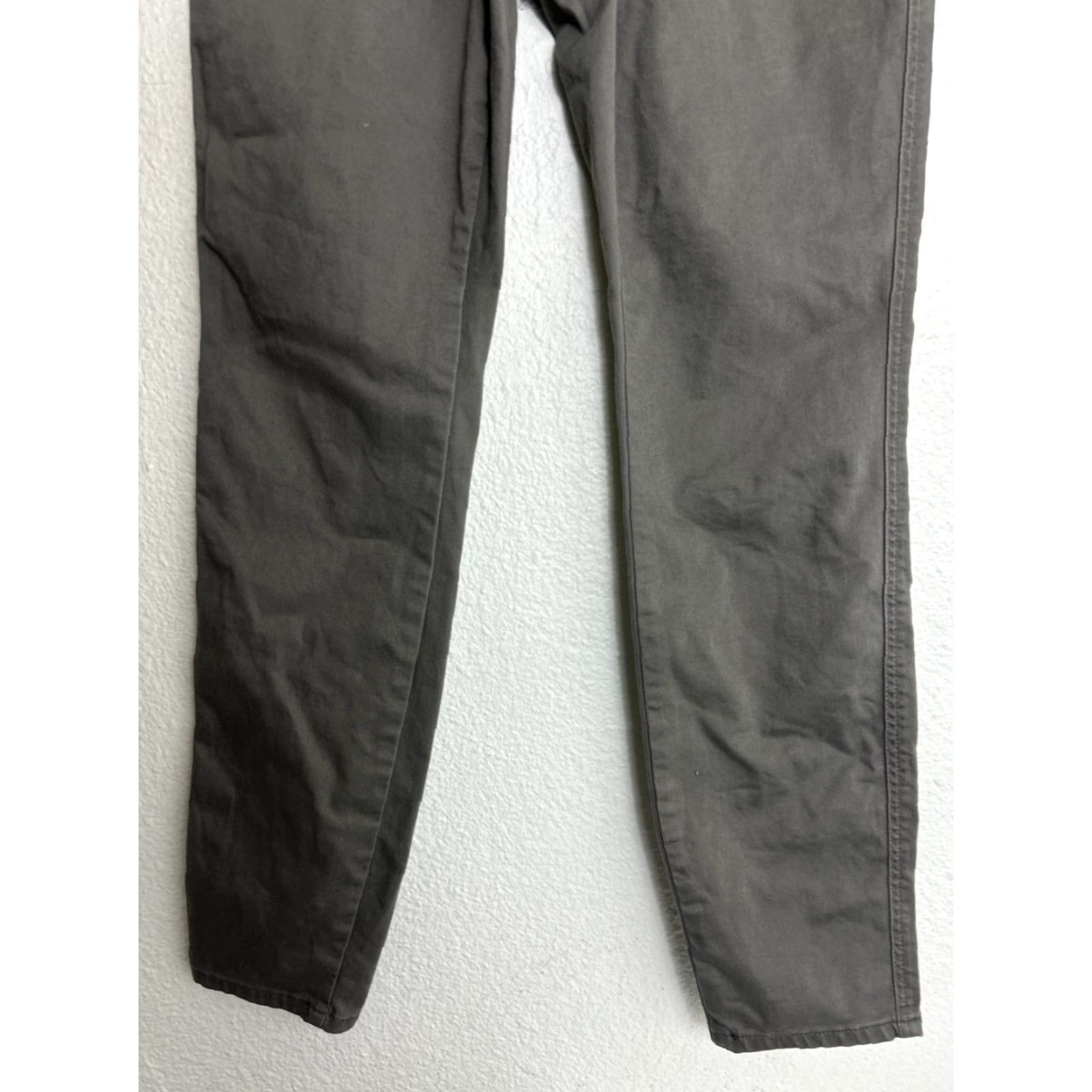 Olive Kuhl Pants Womens 10 Olive Contour Skinny Hiking Outdoor 6373 Measured 32x31 Size 32" / US 10 / IT 46 - 2 Thumbnail