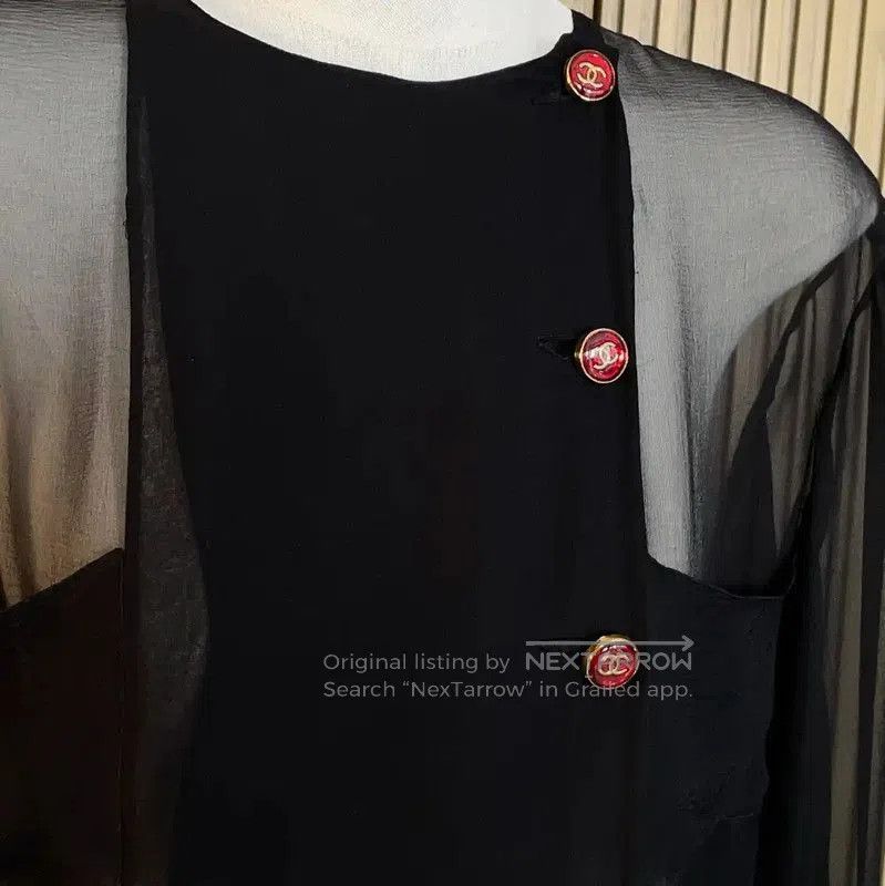 Chanel Chanel Short Sleeve Black Silk Blouse for Women . Size S / US 4 / IT 40 - 6 Thumbnail