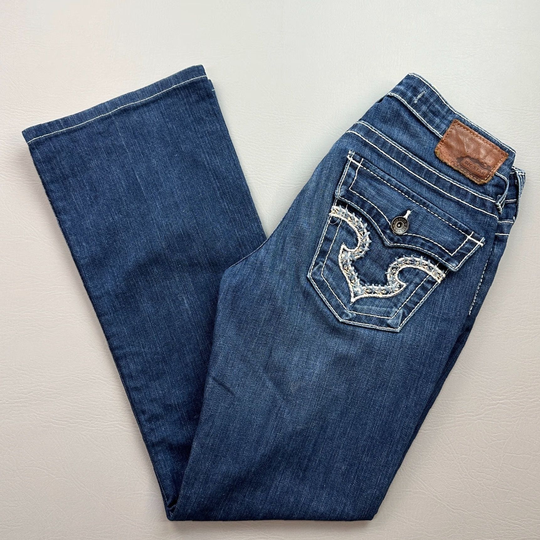 Vintage BIG STAR Jeans Women's 29 Regular 29x30 Dark Wash Low Rise Bootcut Embroidered Stretch Denim Blue 5-Pocket Mens/Womens? Size 29" - 2 Thumbnail