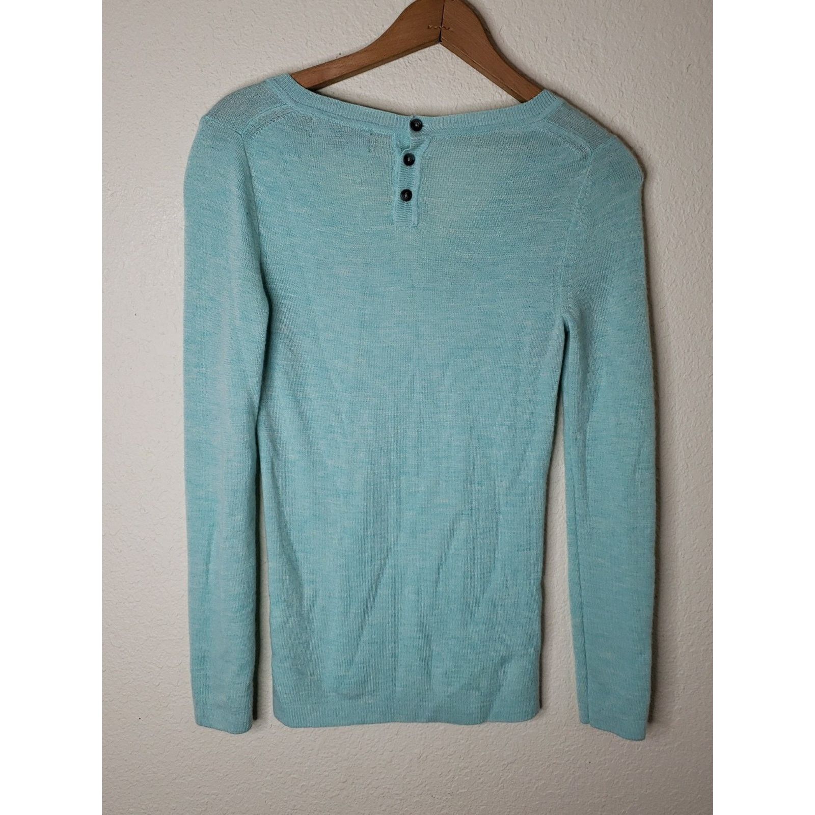 Banana Republic Banana Republic Blue Vneck 100% Merino Wool Sweater small Size S / US 4 / IT 40 - 11 Thumbnail