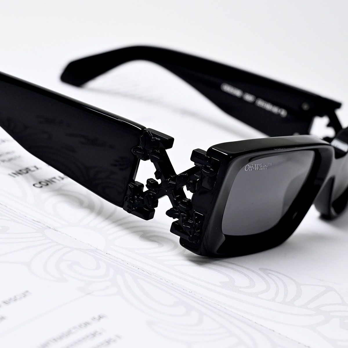 Off-White OFF WHITE ROMA SUNGLASSES Size ONE SIZE - 4 Thumbnail