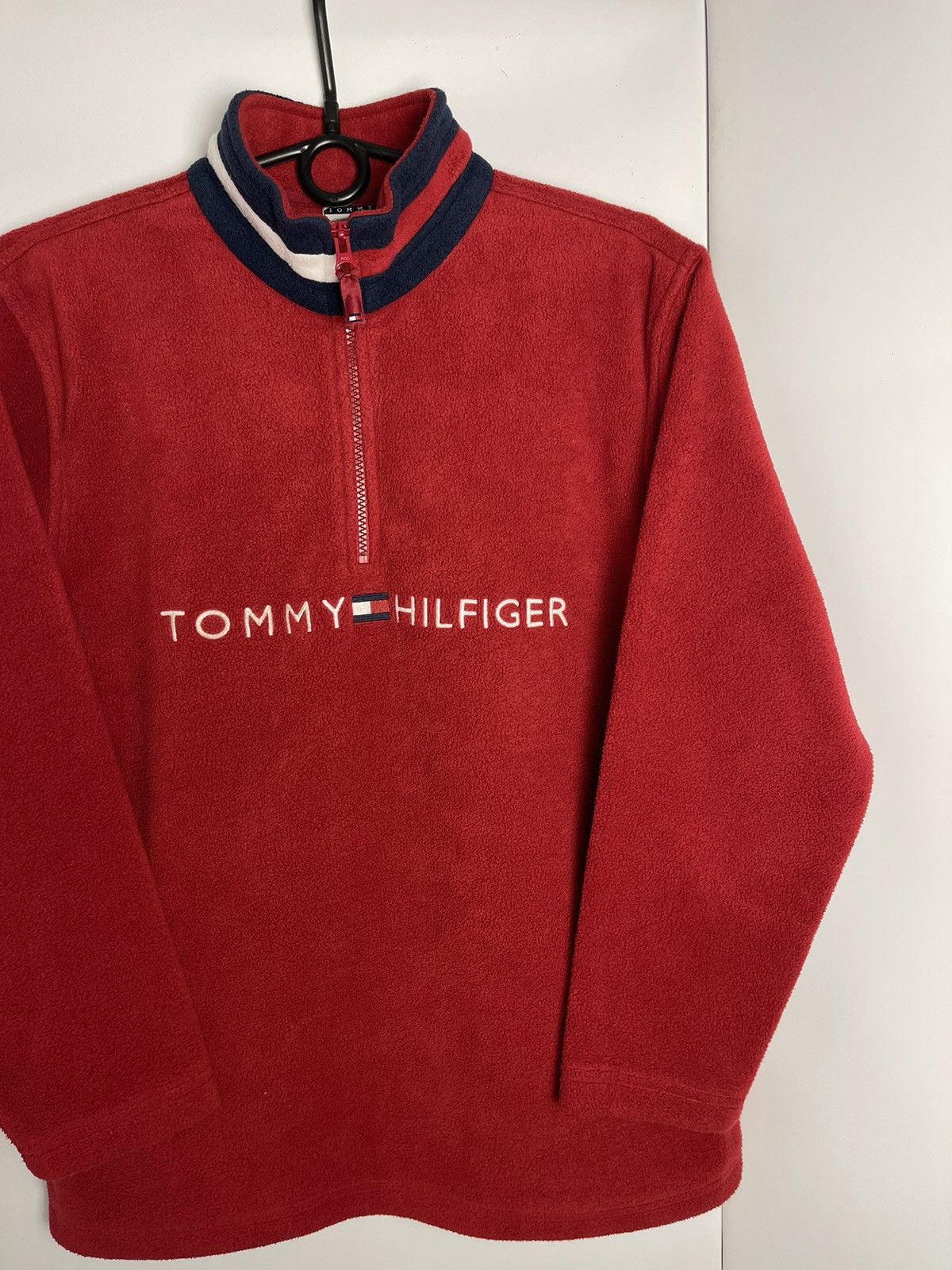 Tommy Hilfiger × Vintage Vintage Tommy Hilfiger fleece sweatshirt sweater red hoodie Size L / US 10 / IT 46 - 2 Thumbnail