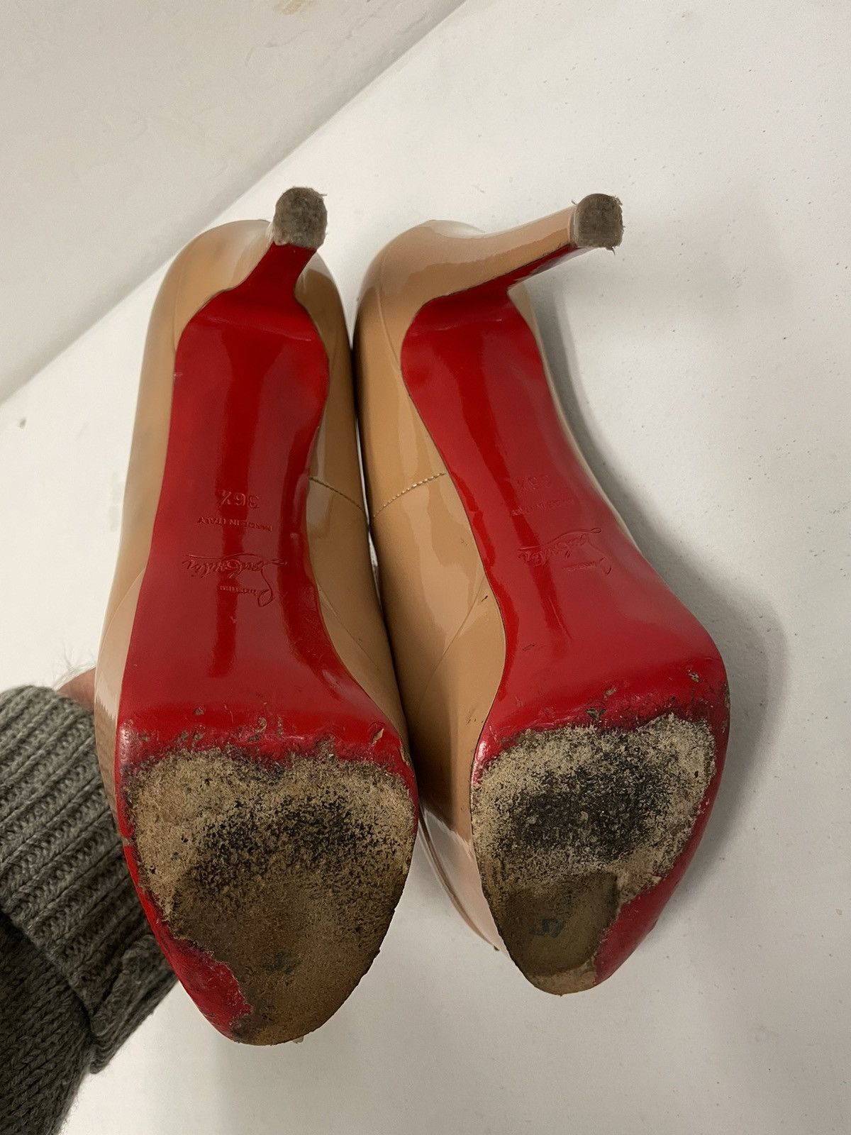 Christian Louboutin Patent Leather Platform Bianca Pump Size US 6 / IT 36 - 11 Thumbnail