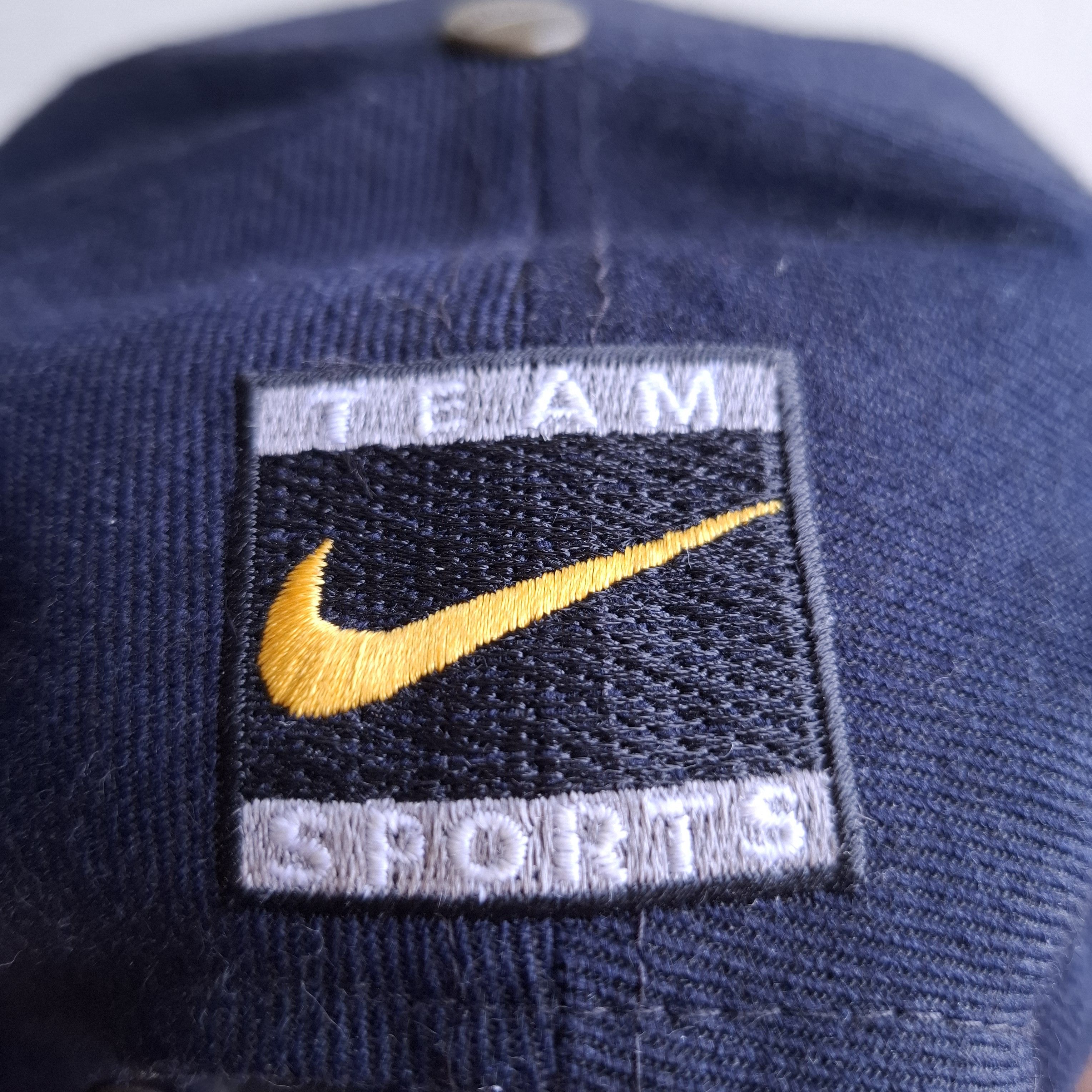 Nike VINTAGE NIKE TEAM SPORTS SNAPBACK Size ONE SIZE - 4 Thumbnail