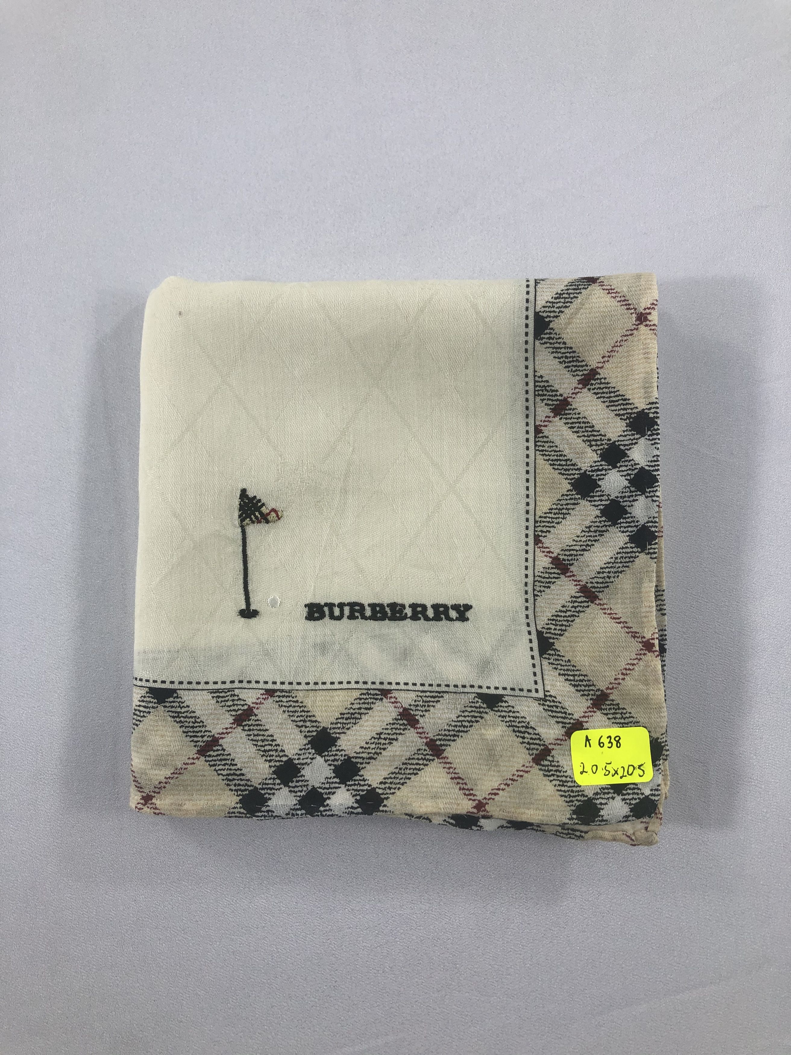 Burberry Burberry Handkerchief / Bandana / Neckerchief Size ONE SIZE - 7 Thumbnail