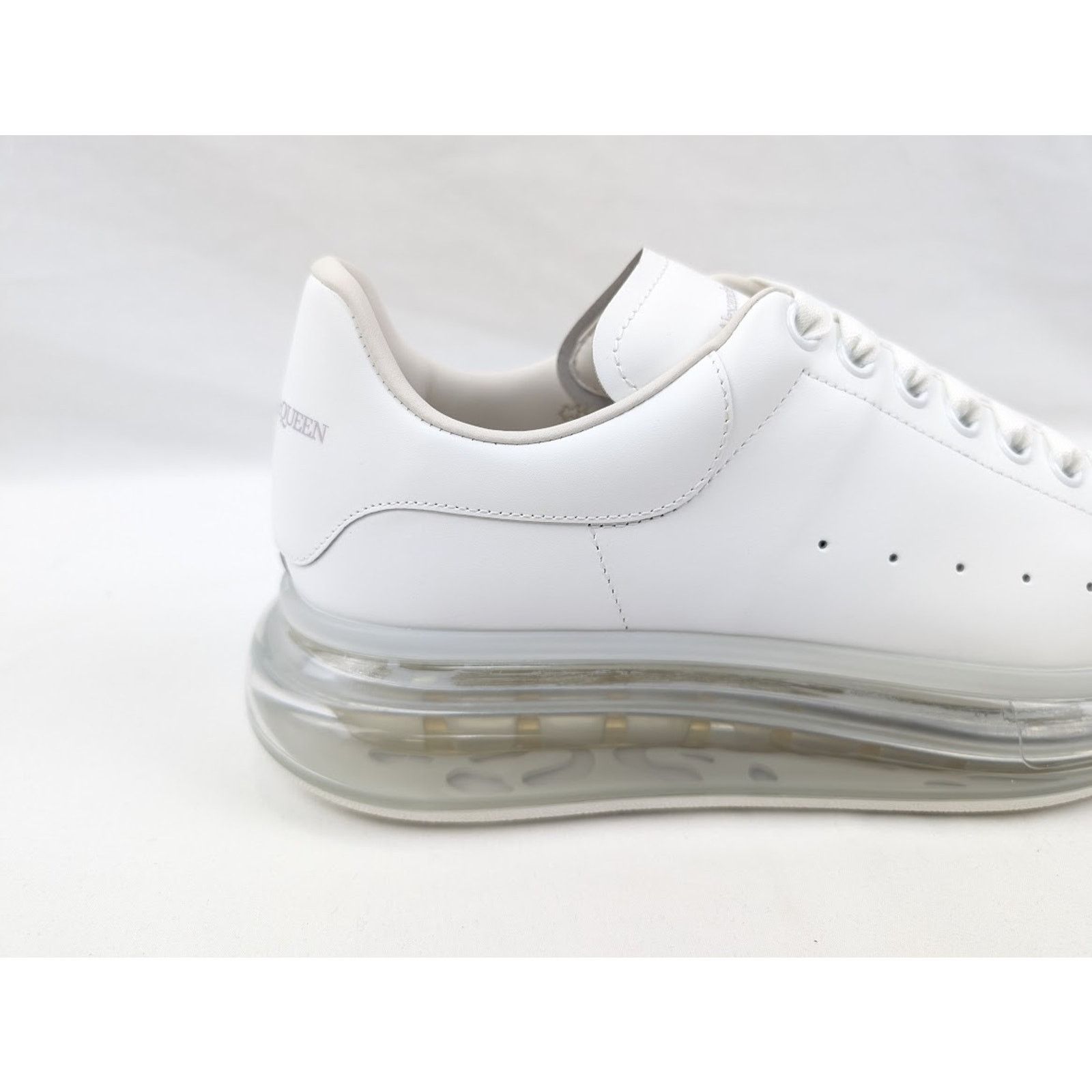 Alexander McQueen o1rshd1 Larry Transparent Sole Rubber Sneaker in White Size US 11 / EU 44 - 4 Thumbnail