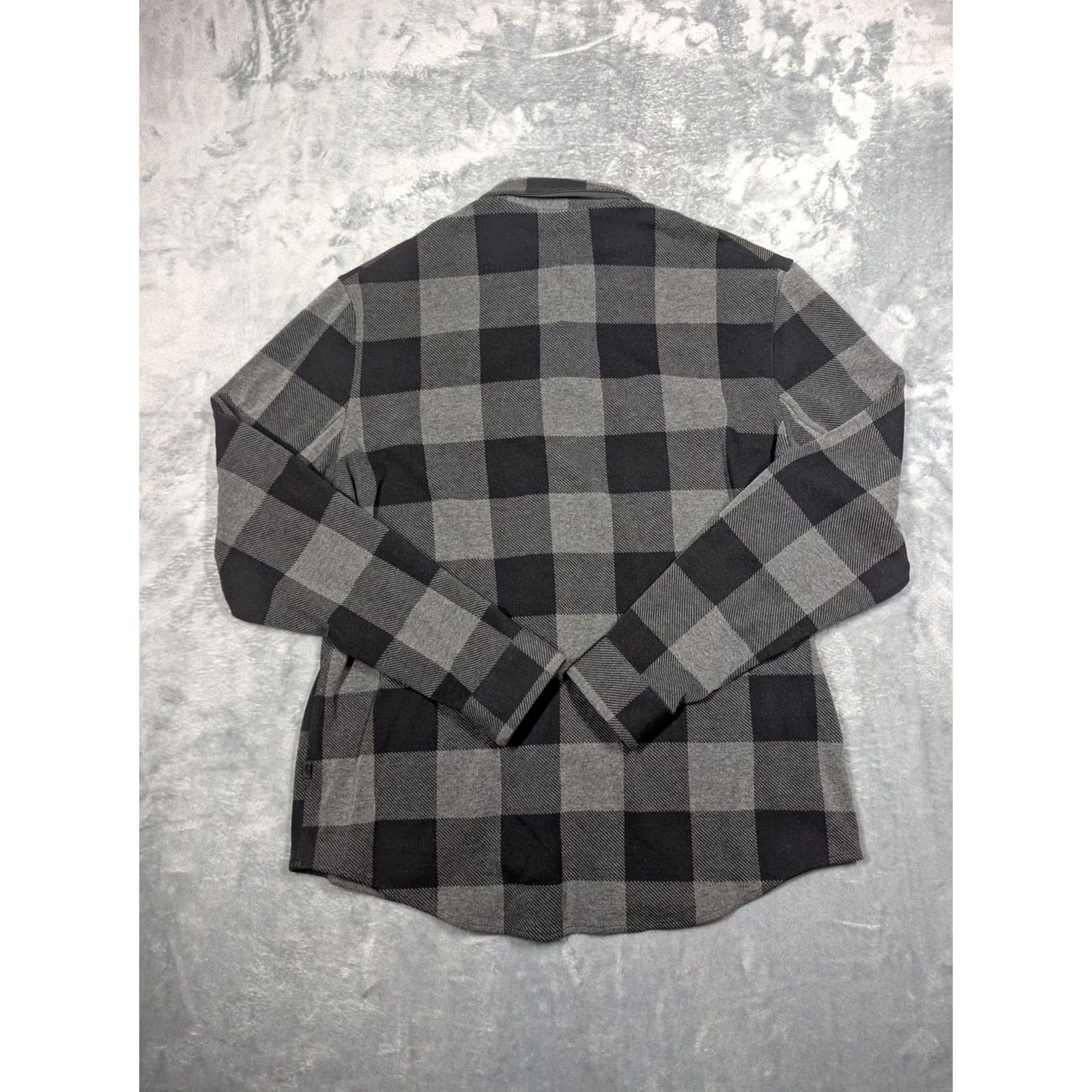 Lululemon Lululemon Shirt Mens XL Gray Black Plaid Long Sleeve Snap Button Up Knit Stretch Shirt Size US XL / EU 56 / 4 - 6 Thumbnail