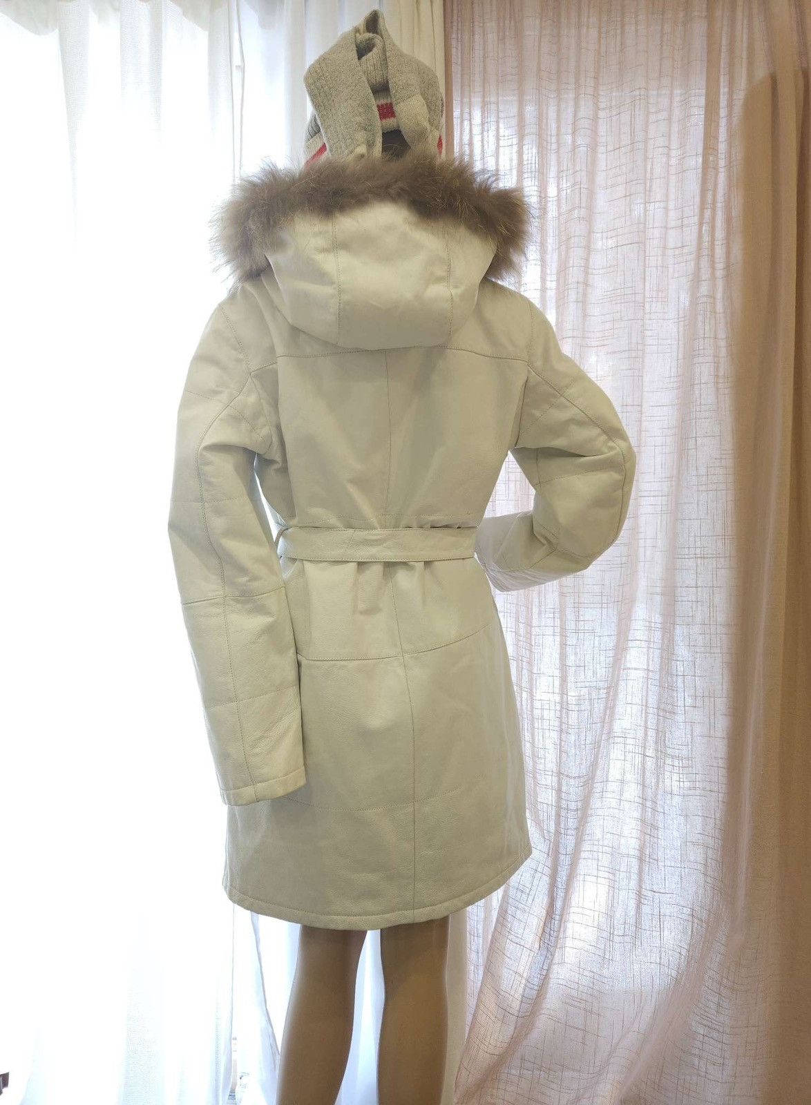 Danier 100% Leather Raccoon Fur Lining Rabbit Hooded Coat By Danier Size M / US 6-8 / IT 42-44 - 6 Thumbnail