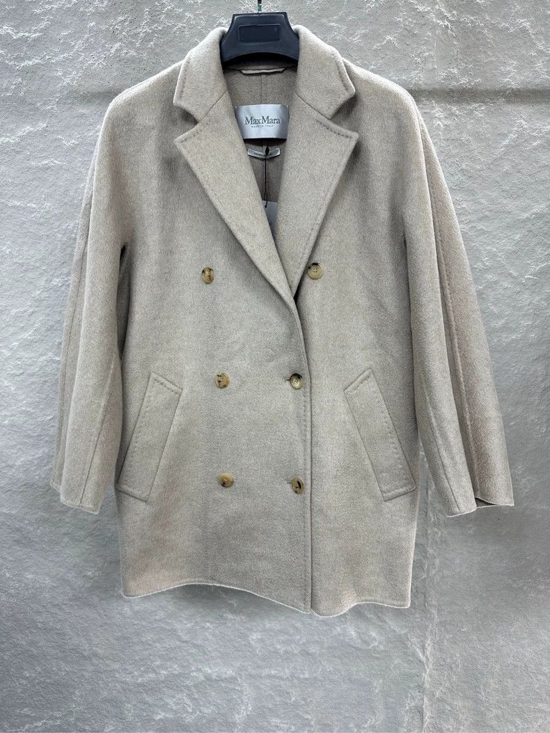 Max Mara Pure Cashmere 101801 Solid Color Double Breasted