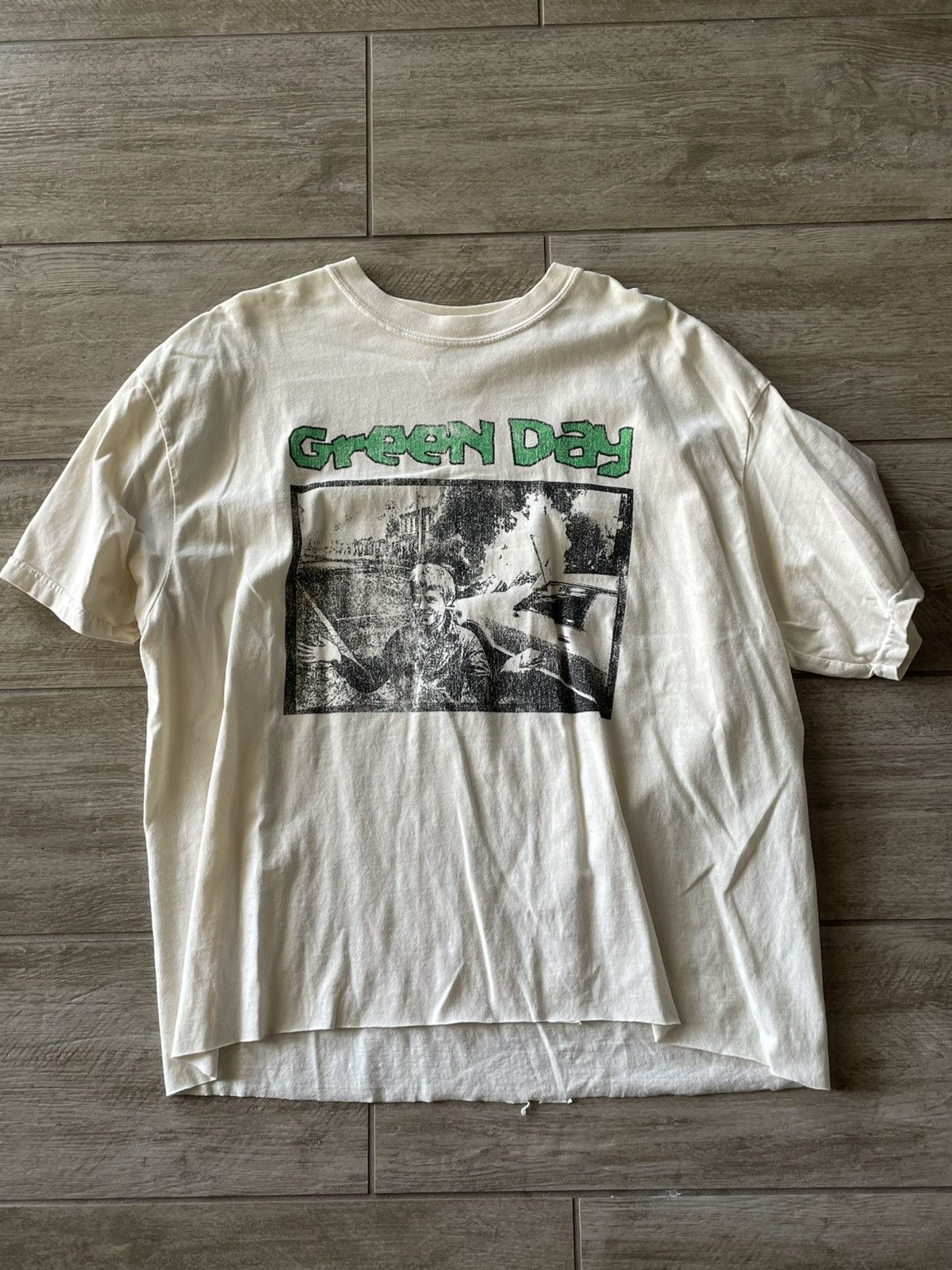 Comfort Colors Greenday 2024 tour shirt Size US XL / EU 56 / 4 - 1 Thumbnail