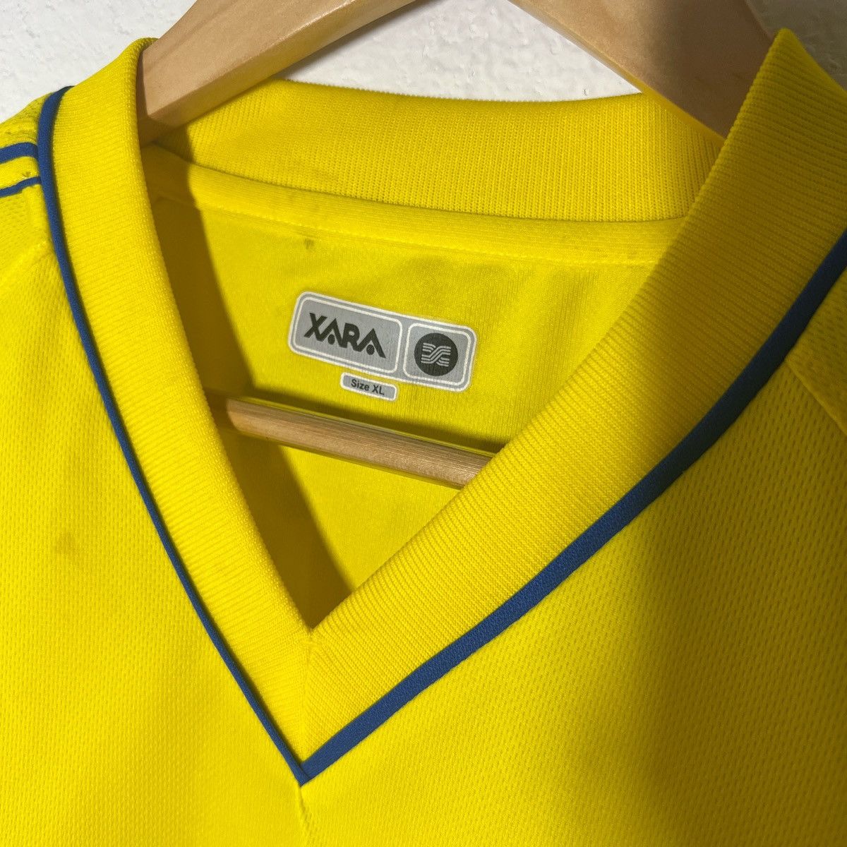 Vintage Tranmere Rovers Iain Anderson 2001-2004 Away Jersey | Soccer Size US XL / EU 56 / 4 - 4 Thumbnail