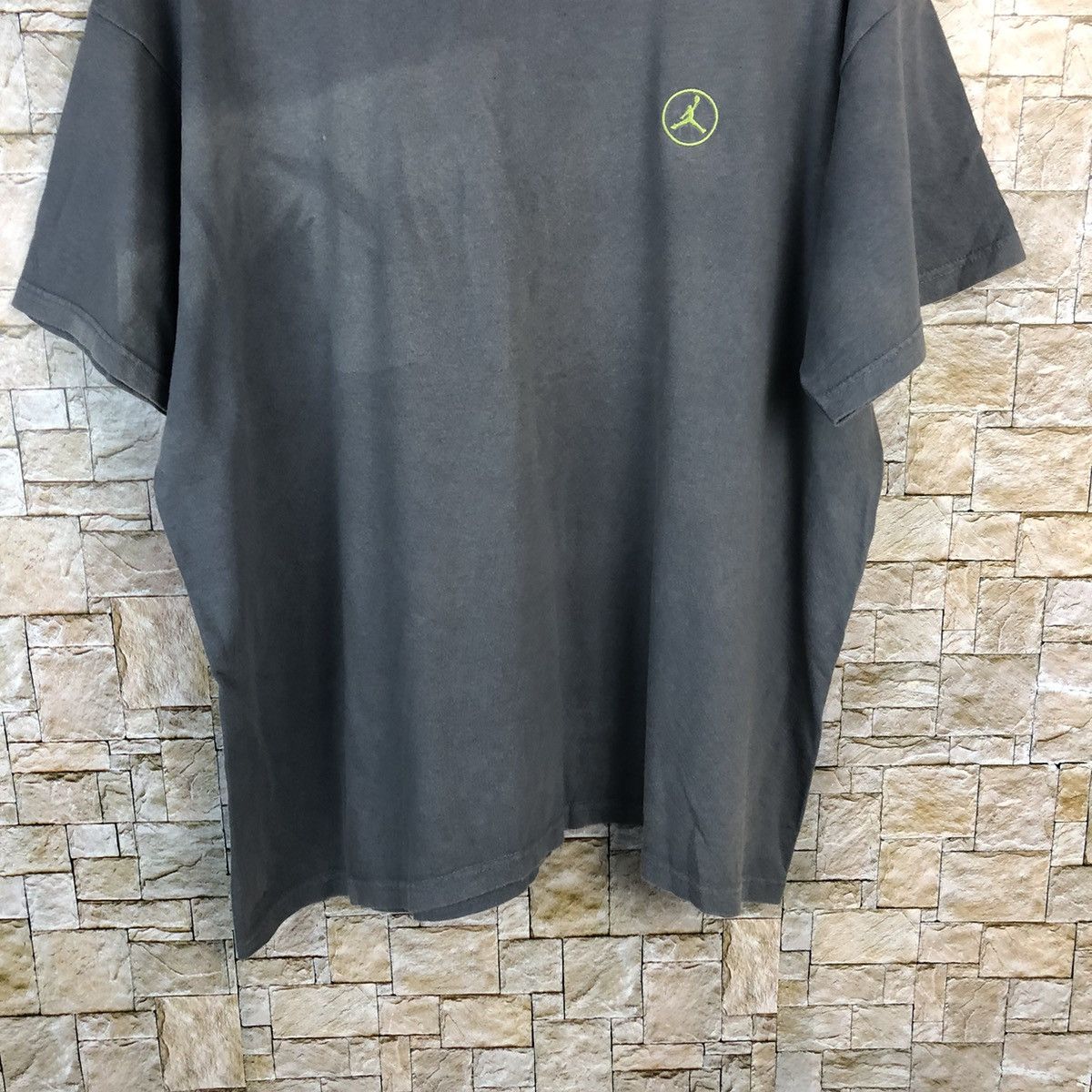 Jordan Brand Jordan Brand Nike faded Grey vintage tee #A540 Size US XL / EU 56 / 4 - 7 Thumbnail