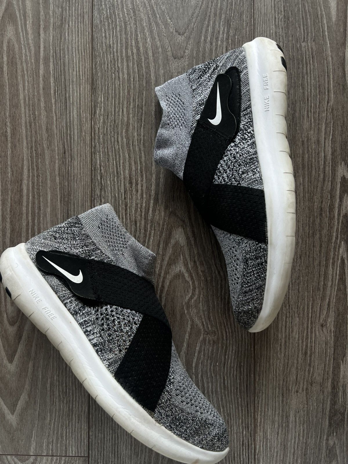 Nike Nike Free Run RN Motion 3.0 Flyknit 2 Fly Gray Sneakers Size US 11 / EU 44 - 9 Thumbnail