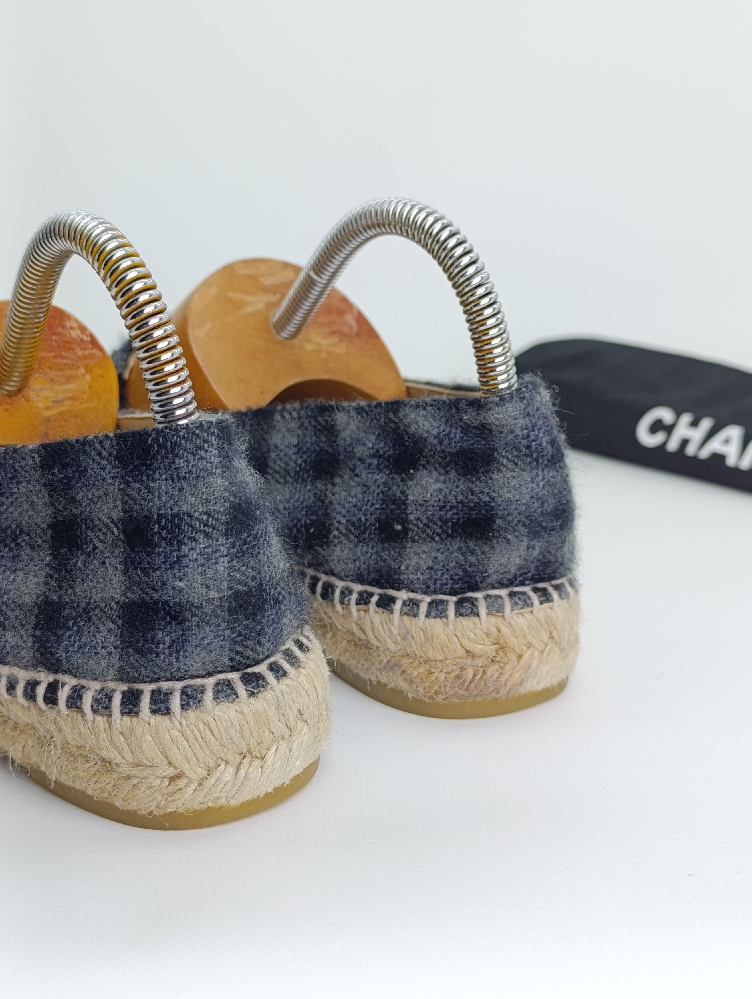 Chanel CHANEL ESPADRILLES FLANNEL CC LOGO GRAY WEDGE SHOES Size US 9 / IT 39 - 12 Thumbnail