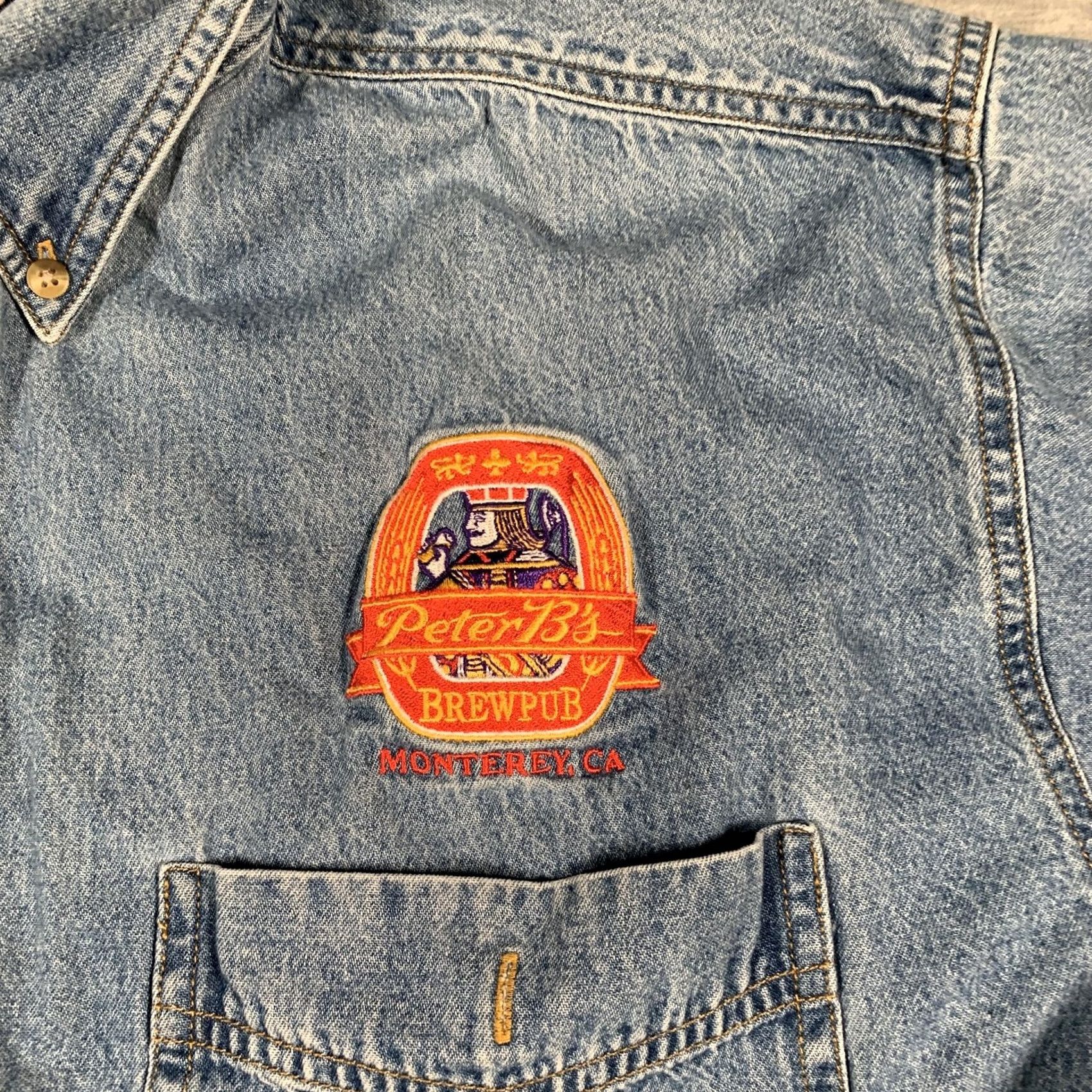 Lee Lee Denim Shirt Mens Large Blue Button Down Long Sleeve Peter B's Brewpub Logo Size US L / EU 52-54 / 3 - 6 Thumbnail