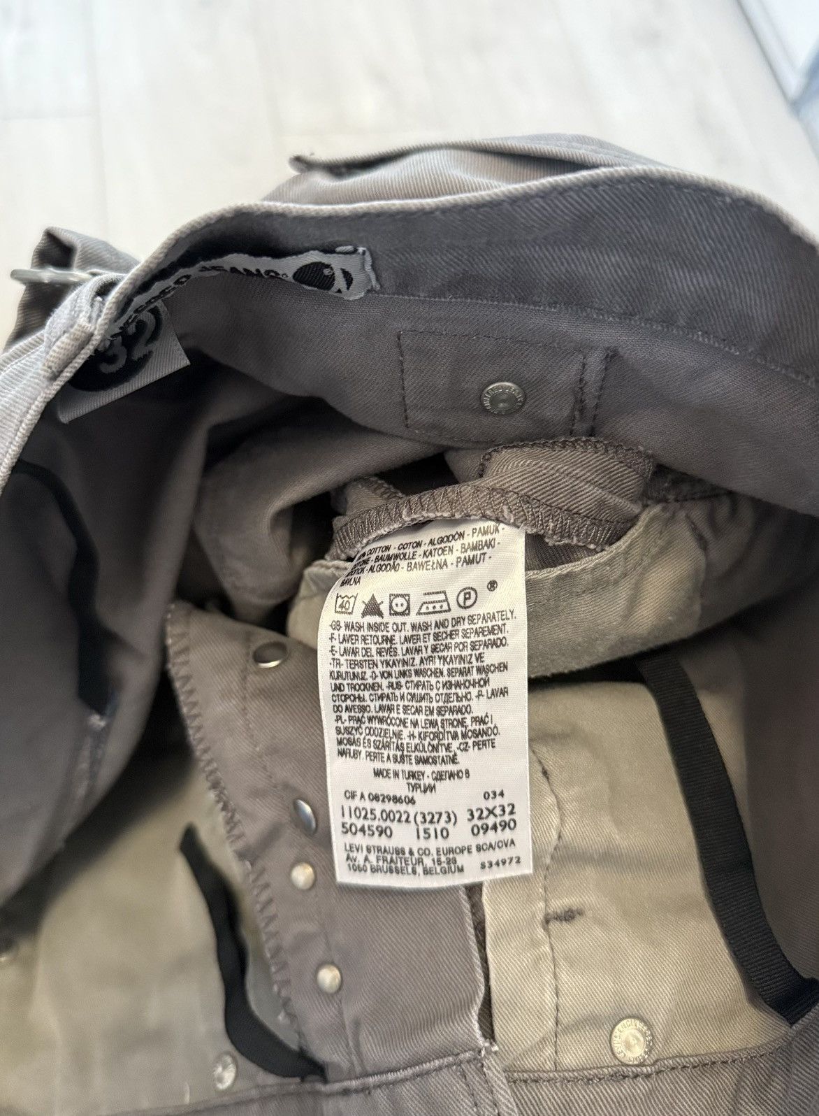 Levi's LEVI’S ENGINEERED JEANS 2010 TWISTED LEG BUCKLE CINCH BACK Size US 32 / EU 48 - 11 Thumbnail