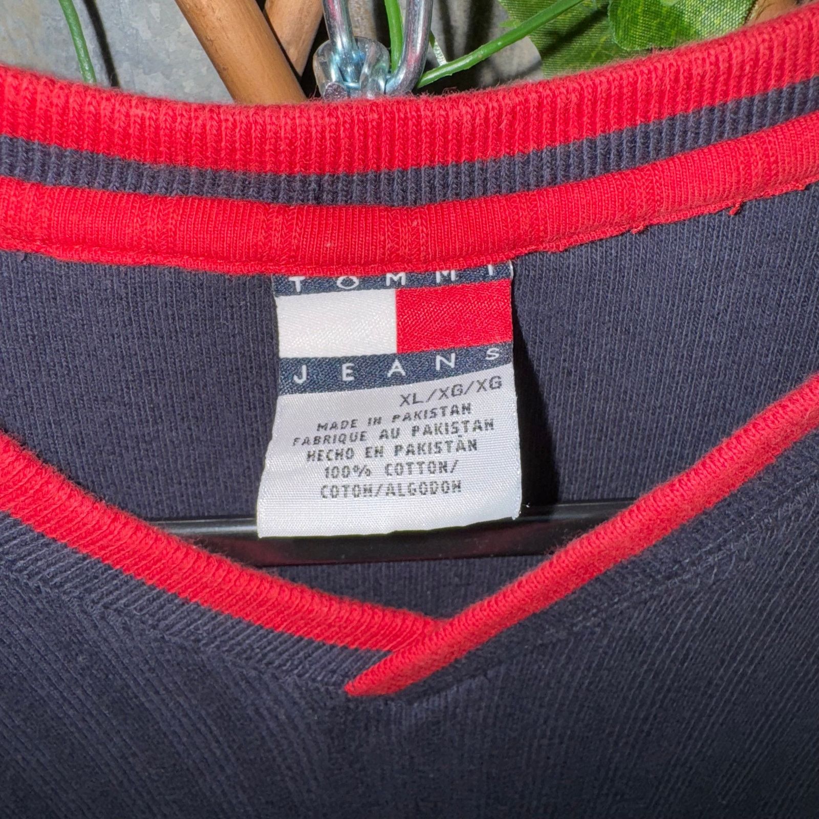 Tommy Hilfiger Vintage Y2K Tommy Hilfiger embroidered logo striped t-shirt Size US XL / EU 56 / 4 - 3 Thumbnail