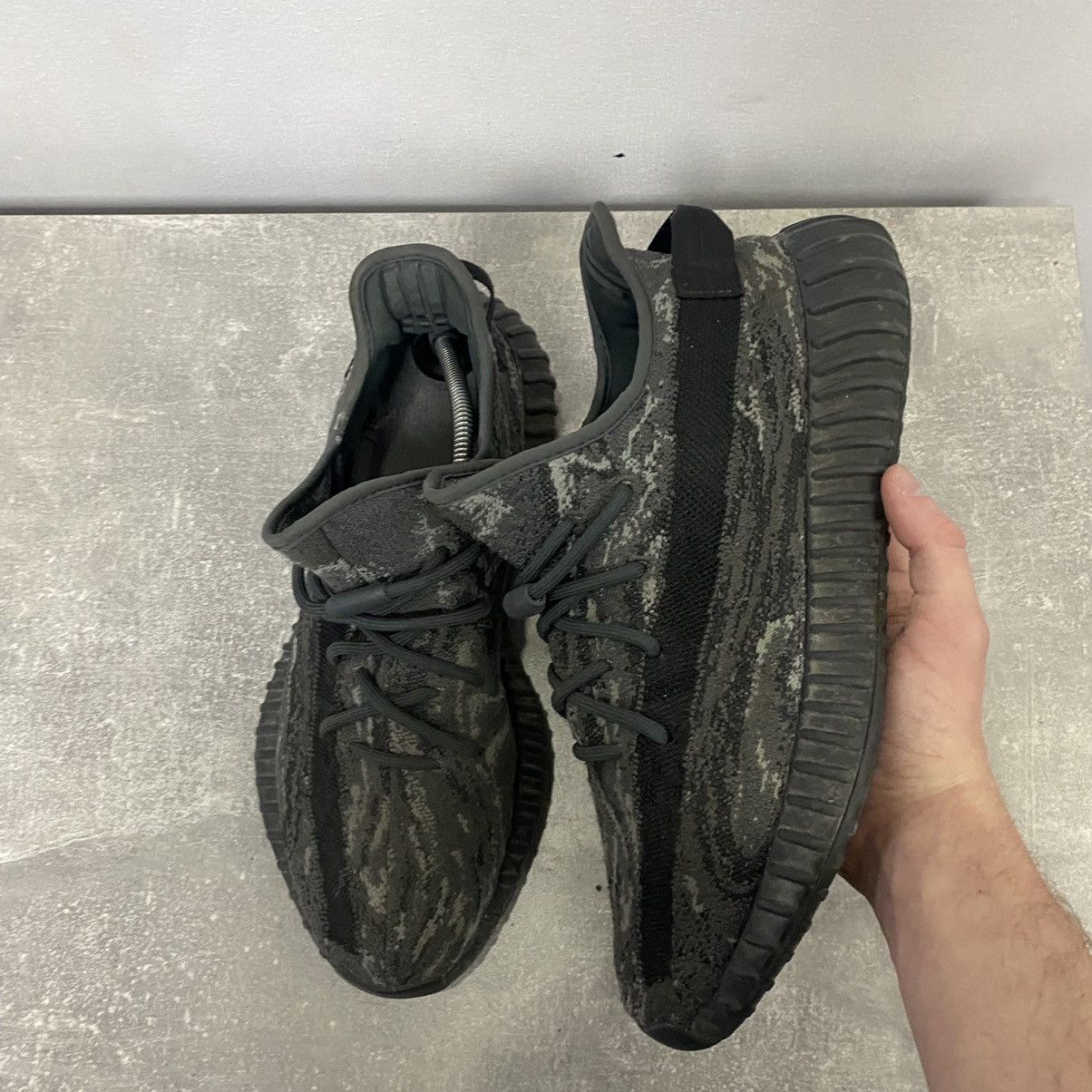 Adidas Adidas Yeezy Boost 350 Size US 10 / EU 43 - 2 Thumbnail