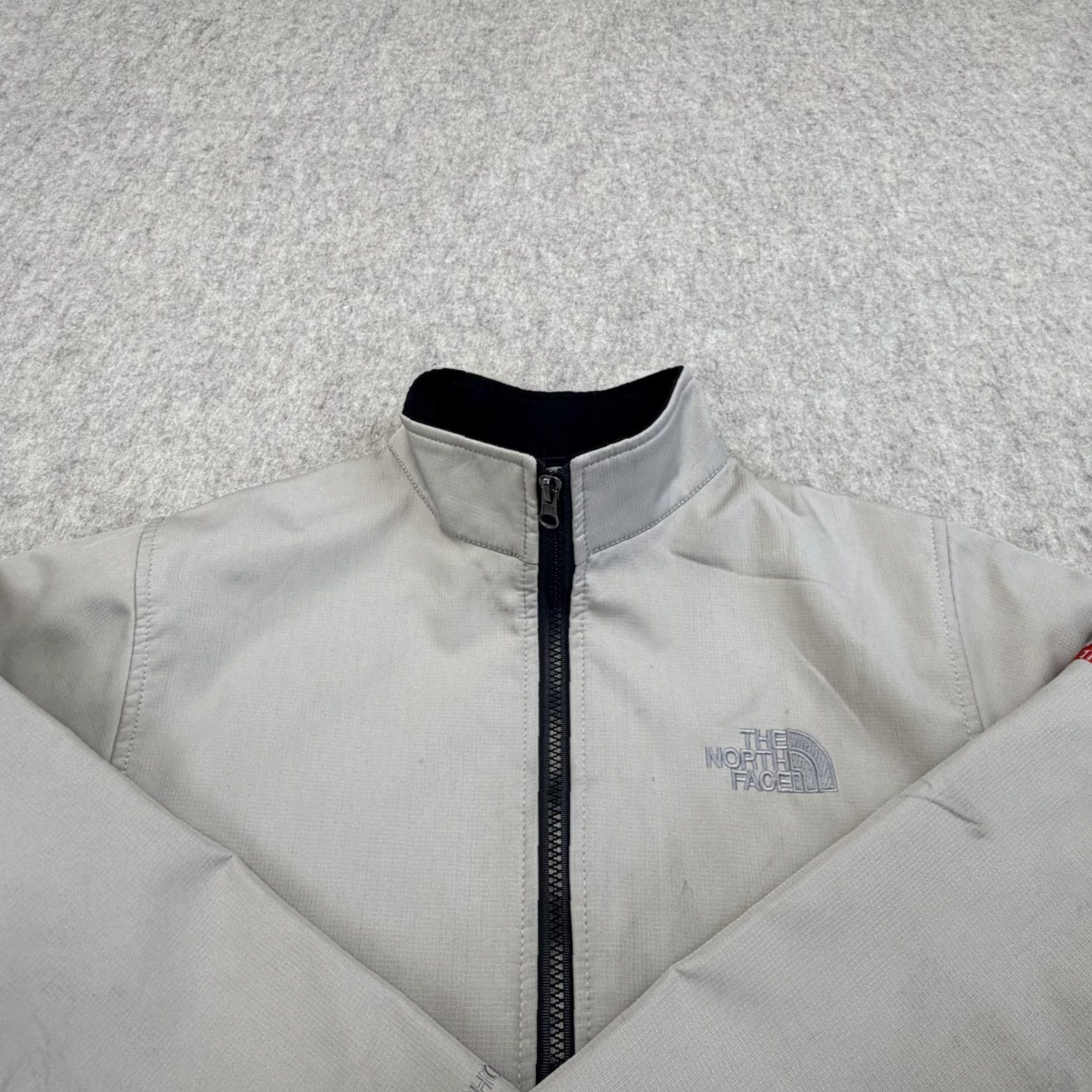 The North Face The North Face Summit Series Jacket Mens M Gray Full Zip Softshell Wind-Resistant Water Resistant Pockets Lined Fleece Size US M / EU 48-50 / 2 - 6 Thumbnail