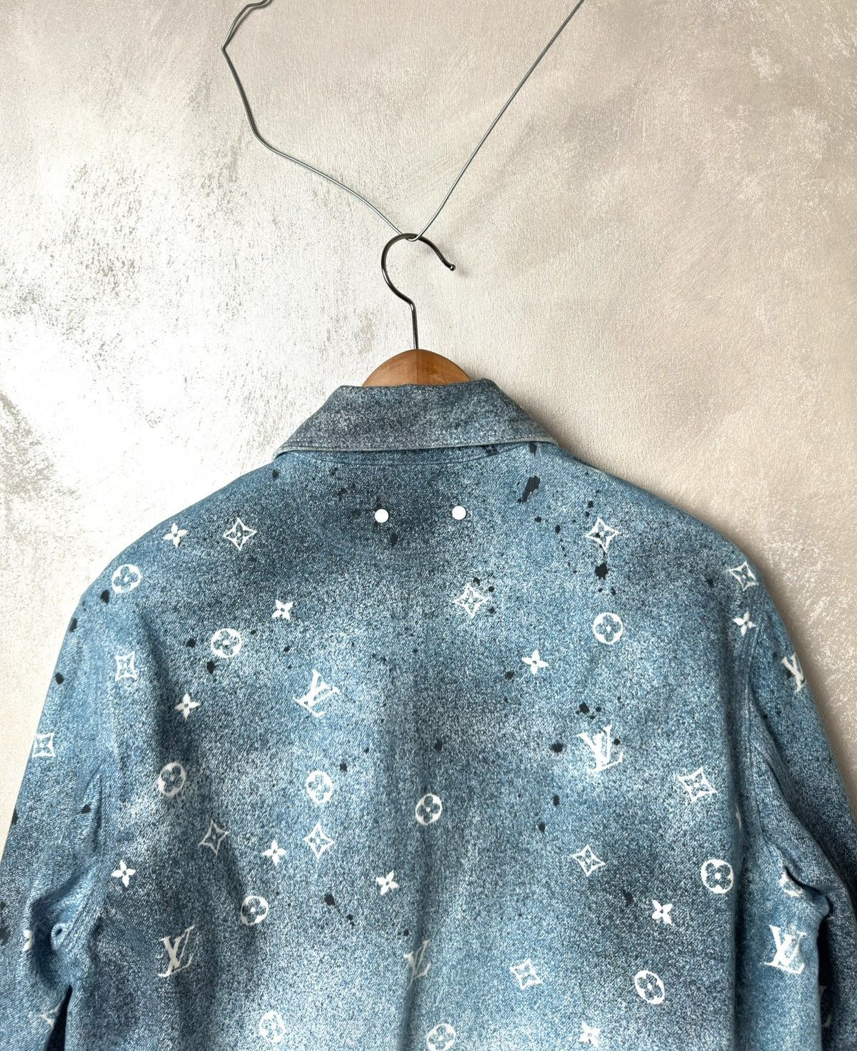 Louis Vuitton Louis Vuitton Monogram Gradient Denim Jacket Size US XS / EU 42 / 0 - 8 Thumbnail