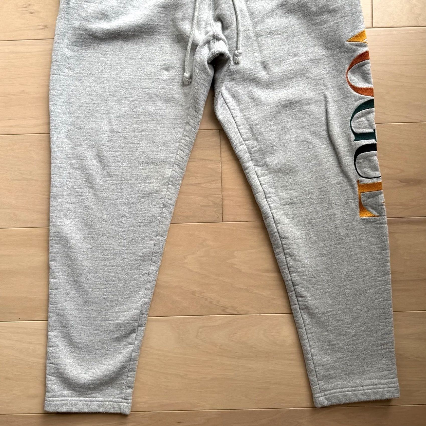 Kith KITH Sweatpants Women's L Gray Vogue Collaboration New York Sweatpants Size 24" / US 00 / IT 34 - 4 Thumbnail