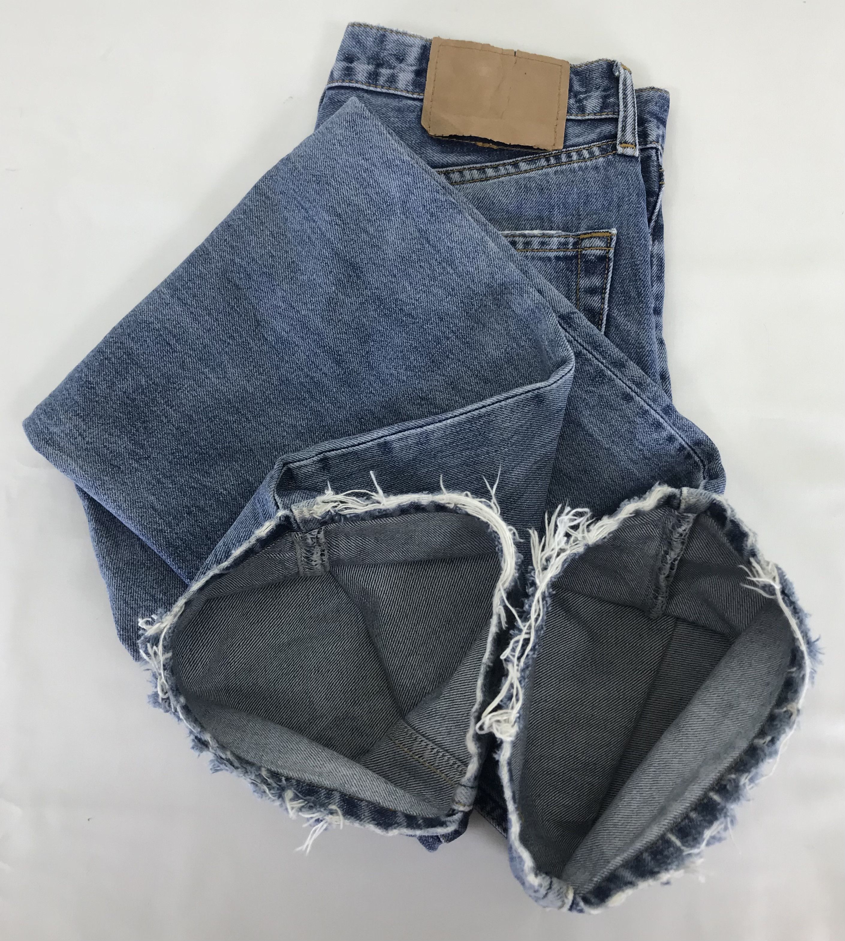 Levi's Vintage Levi's 505 Faded Blue Jeans Distressed Denim Size US 30 / EU 46 - 12 Thumbnail