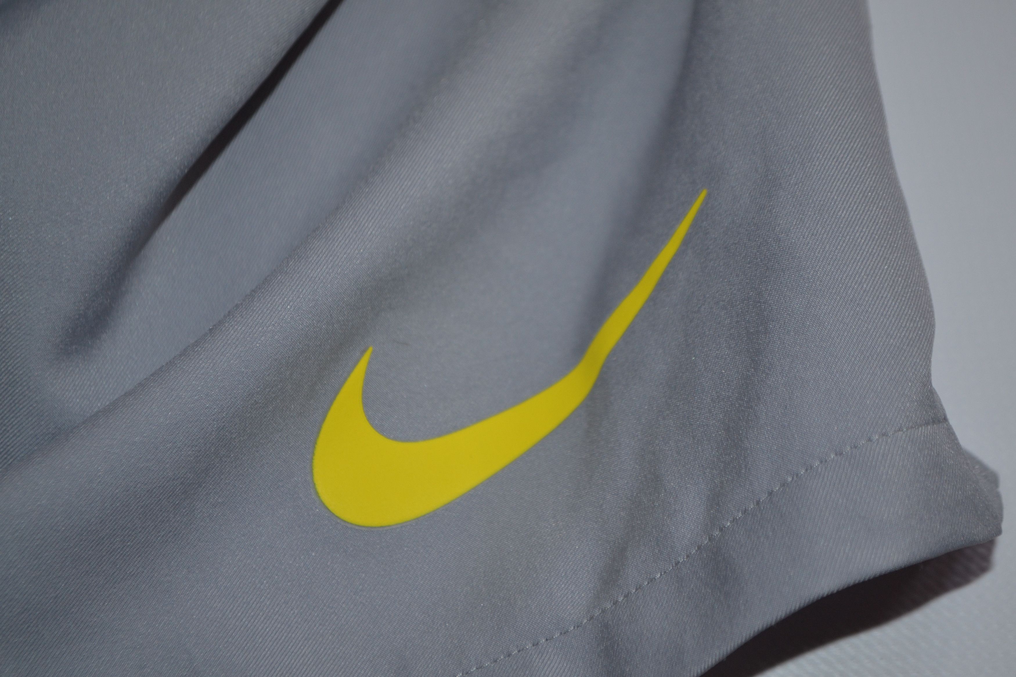 Nike Vintage FC Santos Player Issue Football Shorts Soccer Size US 32 / EU 48 - 8 Thumbnail