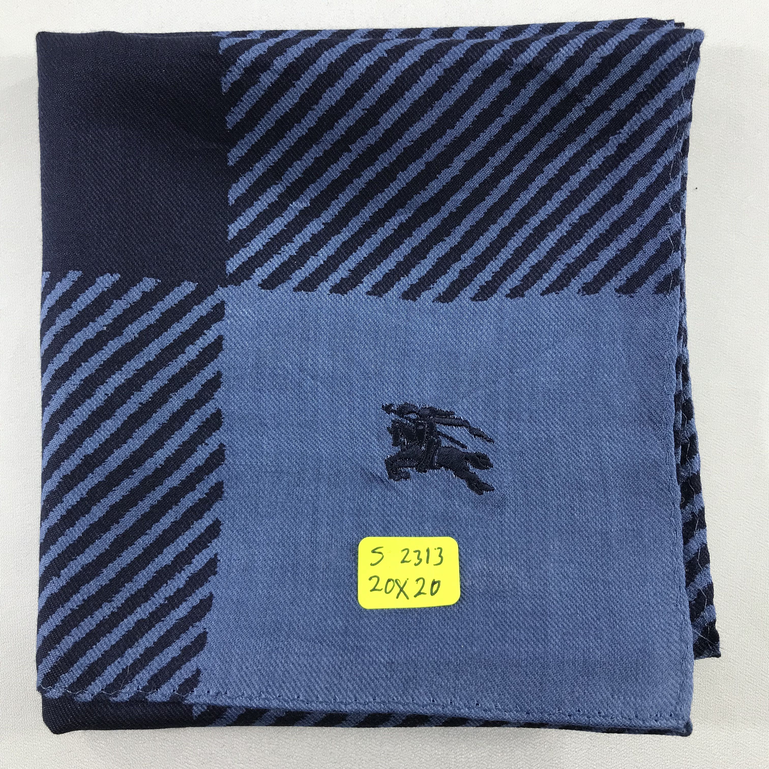 Burberry × Vintage Burberry Bandana / Handkerchief / Neckerchief - S2313 Size ONE SIZE - 5 Thumbnail