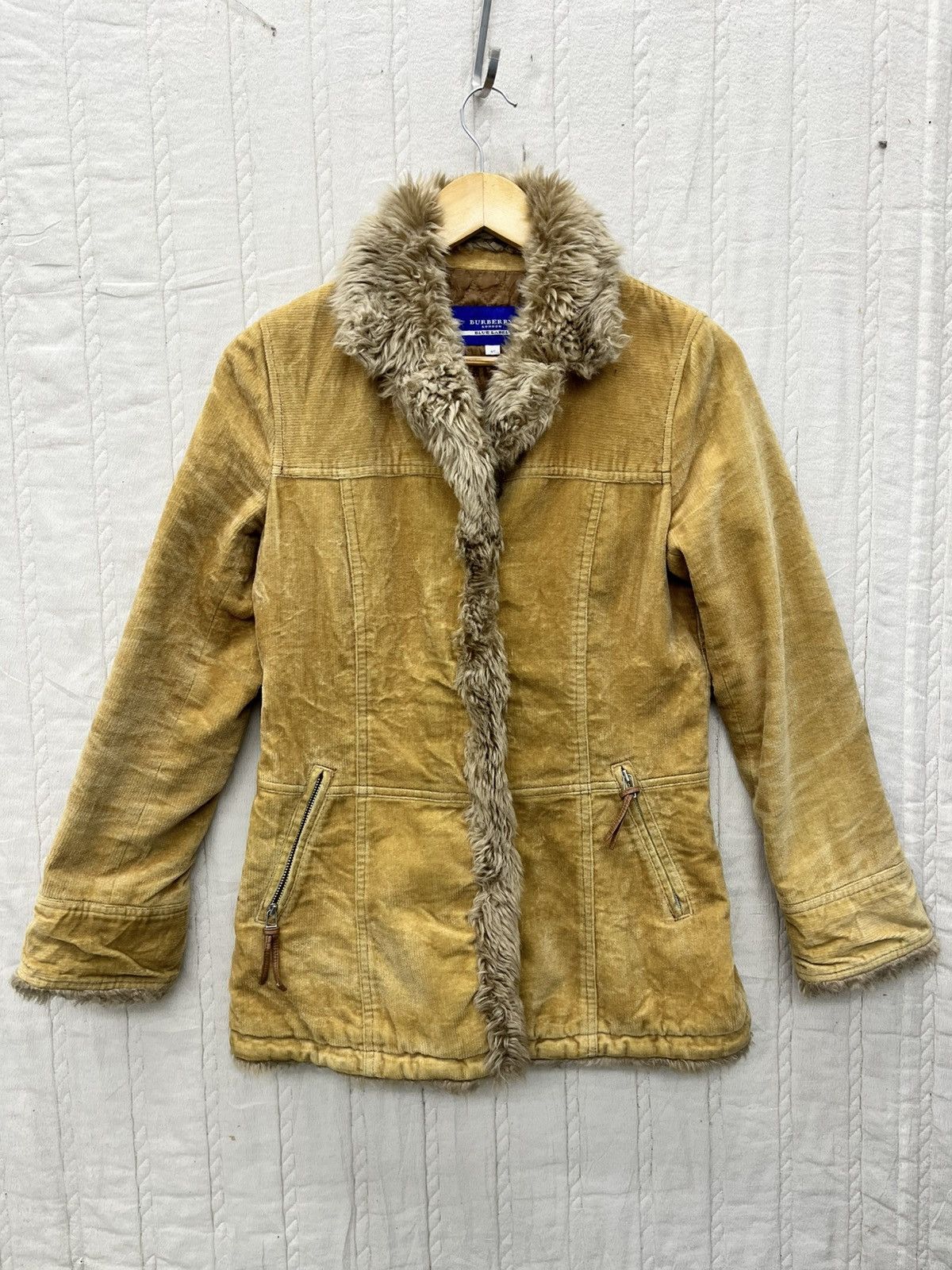 Burberry BURBERRY BLUE LABEL FUR CORDUROY JACKET Size S / US 4 / IT 40 - 2 Thumbnail