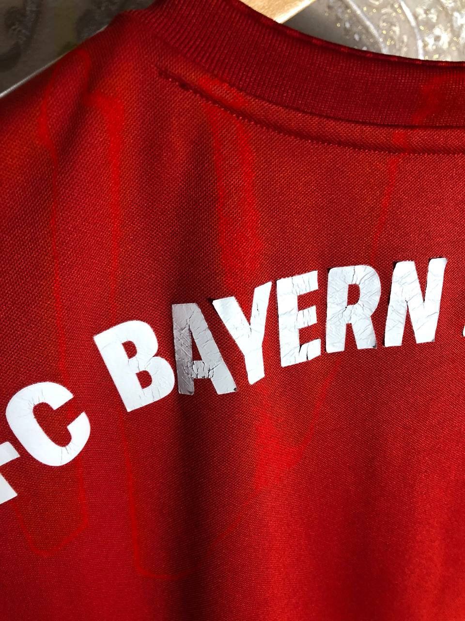 Vintage ADIDAS FC BAYERN MUNCHEN GERMANY SOCCER JERSEY RETRO Y2K 90s Size US S / EU 44-46 / 1 - 5 Thumbnail