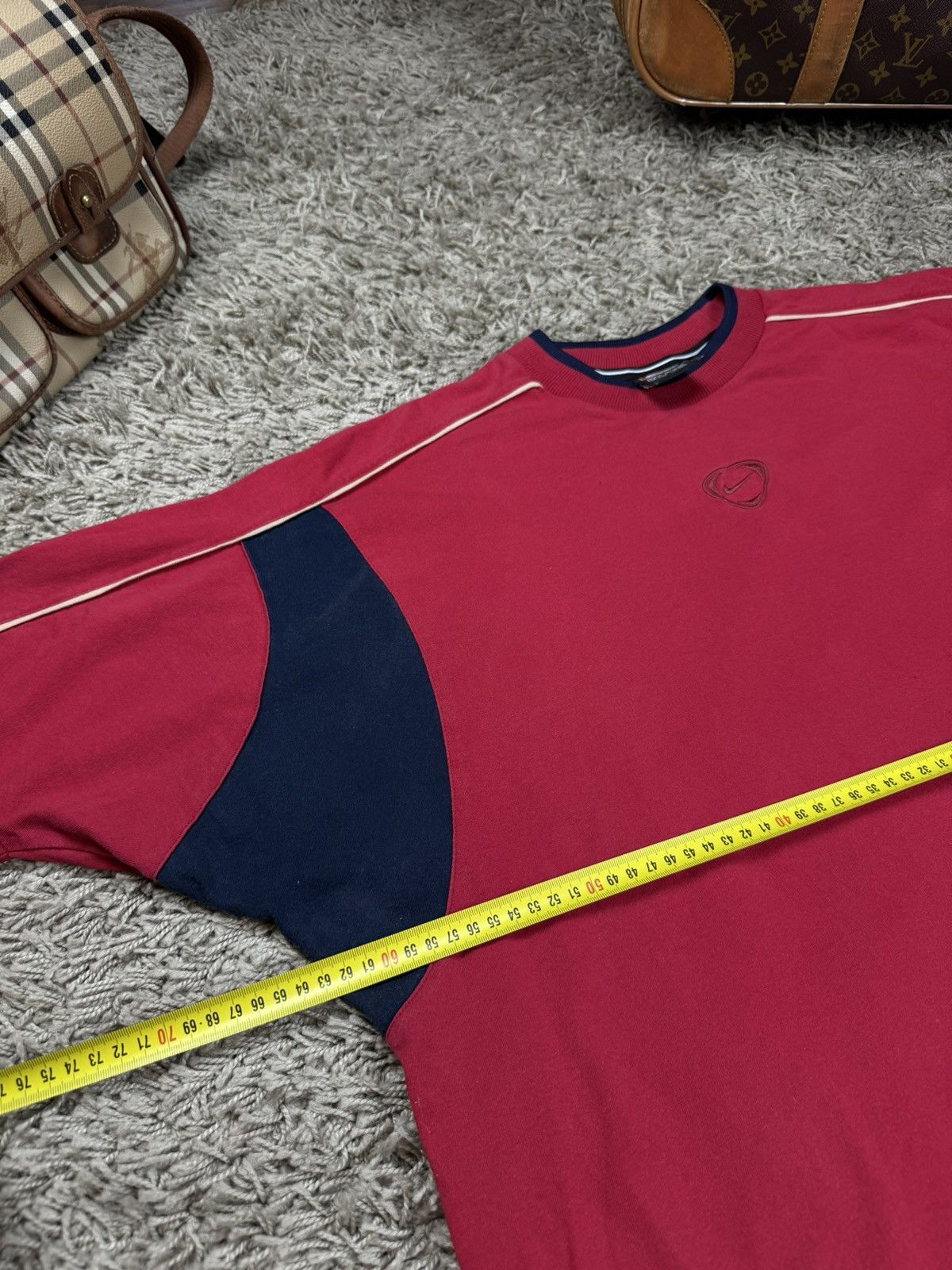 Nike Sportswear t shirt Nike Central Swoosh y2k original item Size US XL / EU 56 / 4 - 4 Thumbnail