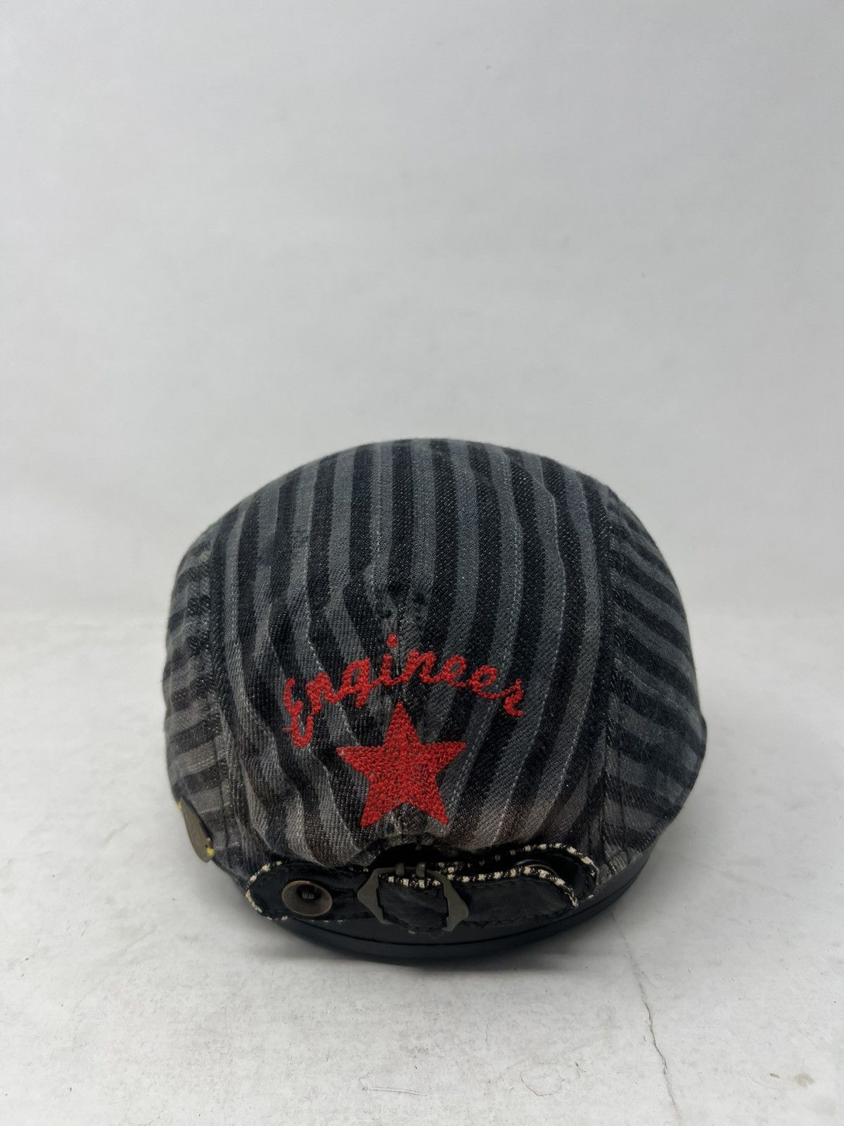 Japanese Brand Bold Men Striped Flat Newsboy Gatsby Cap Hat Size ONE SIZE - 4 Thumbnail