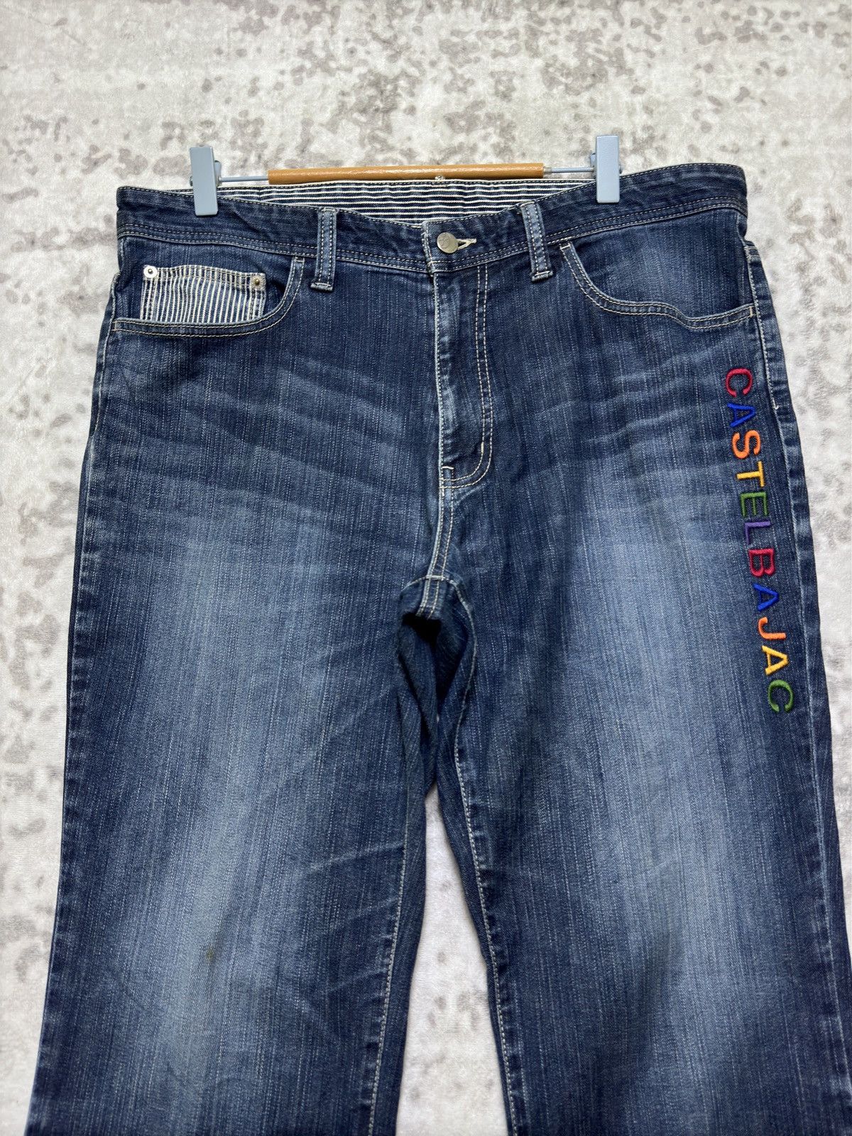 Jean Charles De Castelbajac Jean Charles de Castelbajac Logo Embroidered Jeans Pop Art Size US 36 / EU 52 - 3 Thumbnail