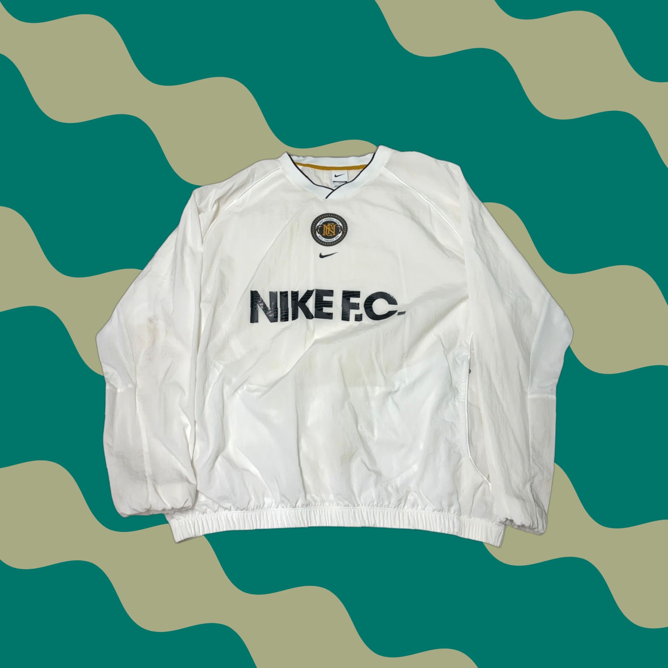 Nike Nike FC White Nylon Pullover Track Jacket XL Unisex Adults Loose Fit Windbreaker Jacket Size US XL / EU 56 / 4 - 1 Thumbnail