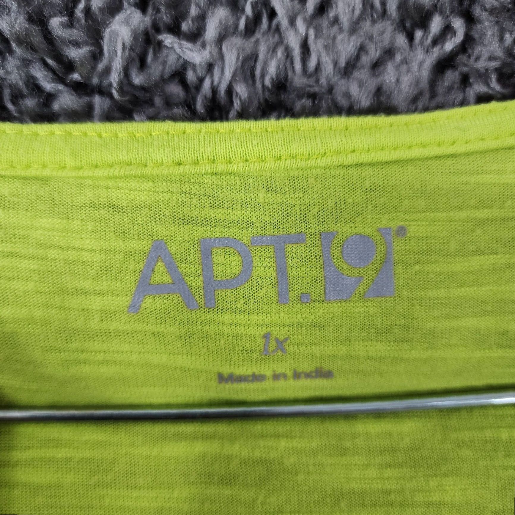 Apt. 9 Apt. 9 Womens Blouse Green Embroidered V-Neck Short Sleeve 1X Plus Size | Flared Sleeve | Womens Size XL / US 12-14 / IT 48-50 - 4 Thumbnail