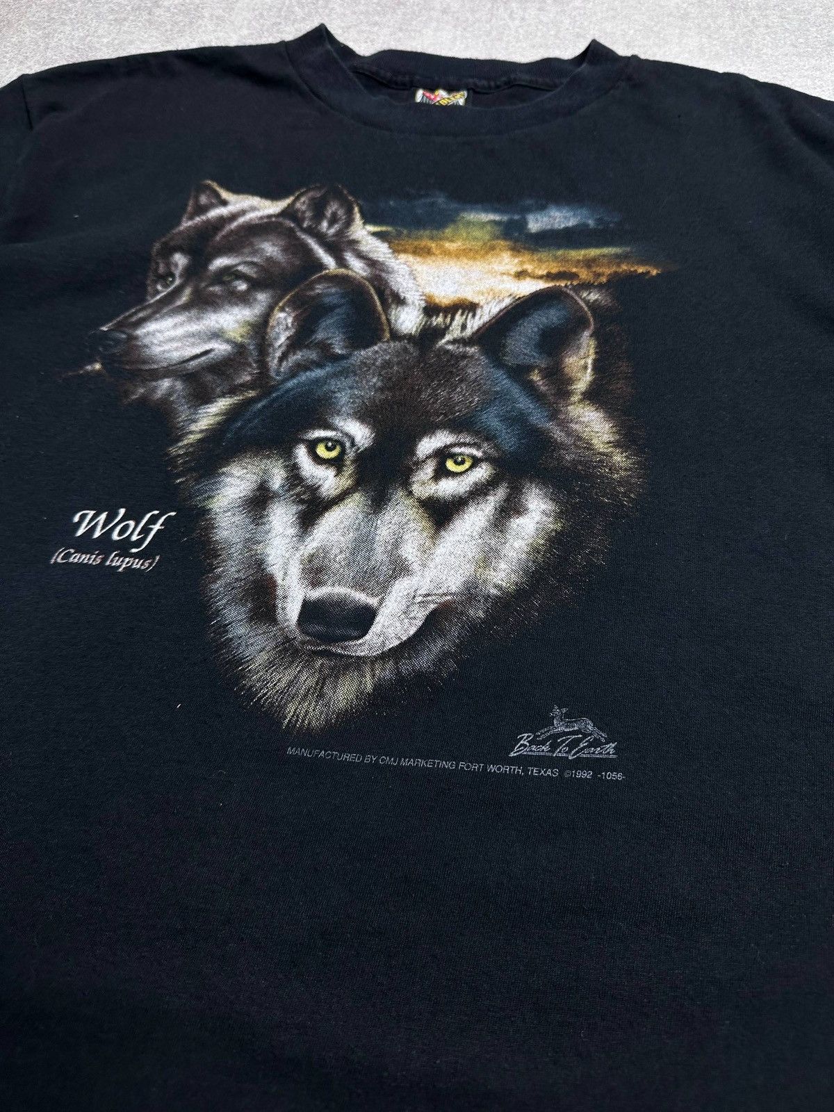 Vintage Vintage 1992 3D Emblem Wolf Graphic T-shirt XL Size US XL / EU 56 / 4 - 3 Thumbnail