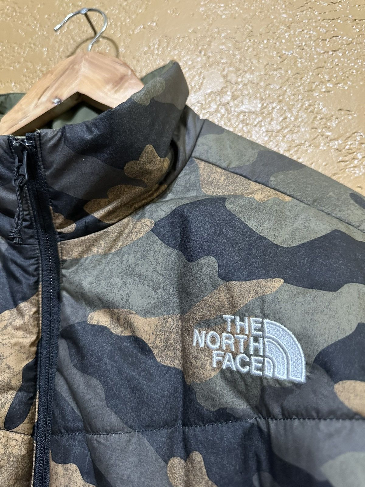 The North Face rare The North Face Camo Puffer Jacket Size US S / EU 44-46 / 1 - 4 Thumbnail