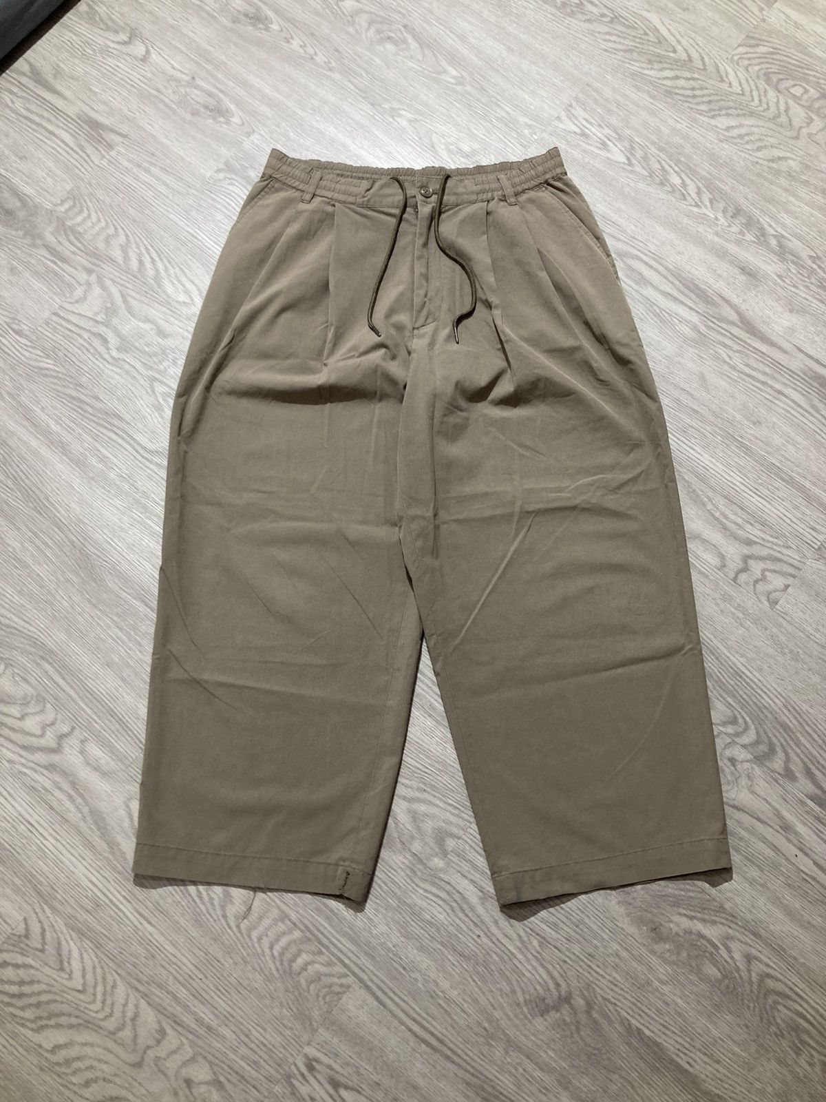 Japanese Brand 2000s Niko And Japanese Loose Ballon Pants Designer Beige Size US 31 - 1 Thumbnail