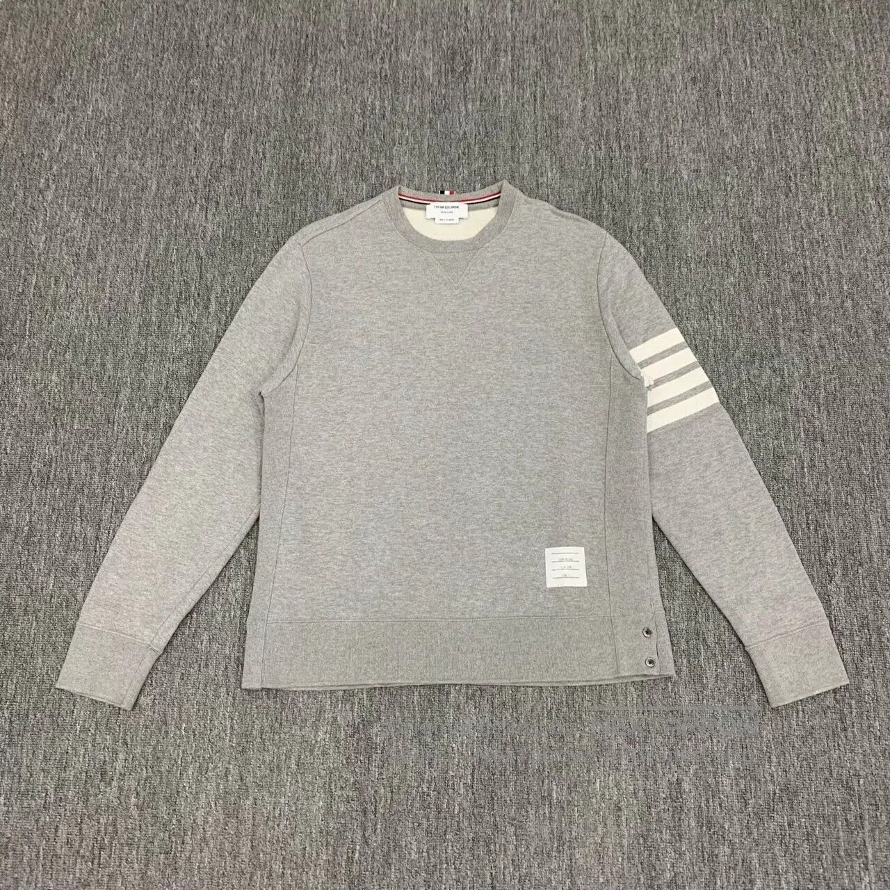 Thom Browne thom browne grey striped sweatshirt for men. Size US M / EU 48-50 / 2 - 1 Thumbnail