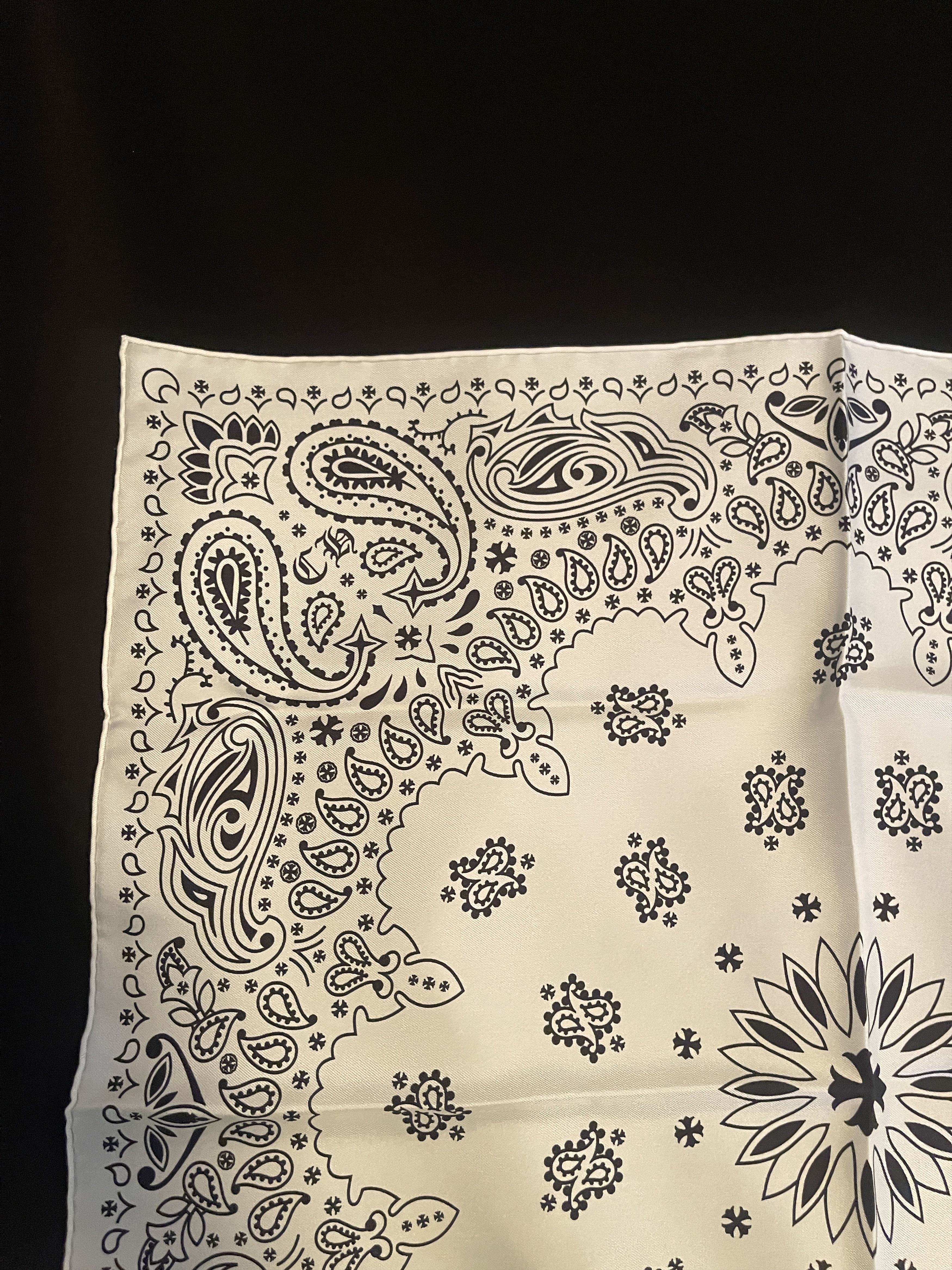 Chrome Hearts Chrome Hearts White Silk Bandana Size ONE SIZE - 5 Thumbnail