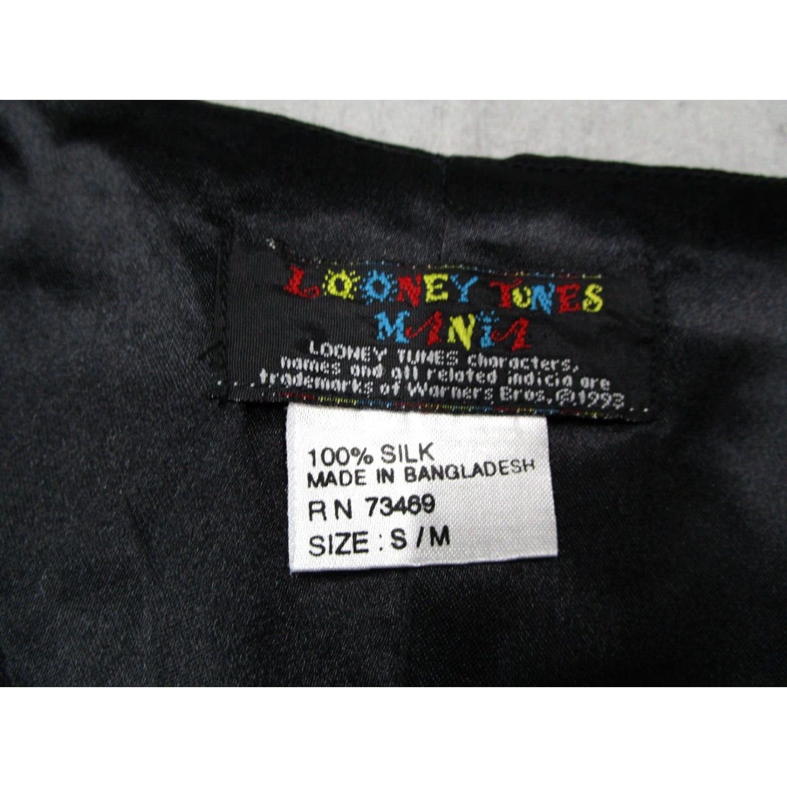 Vintage VINTAGE Looney Tunes Men Vest Black Silk Button Up 100% Silk AOP Bugs Bunny Tweety Bird Small/Medium Black Mens Vest Size US S / EU 44-46 / 1 - 2 Thumbnail