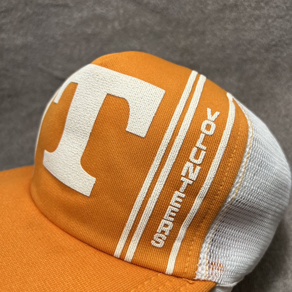 NCAA × Vintage Vintage 70s Tennessee Volunteers Mesh Trucker Hat SnapBack Size ONE SIZE - 3 Thumbnail