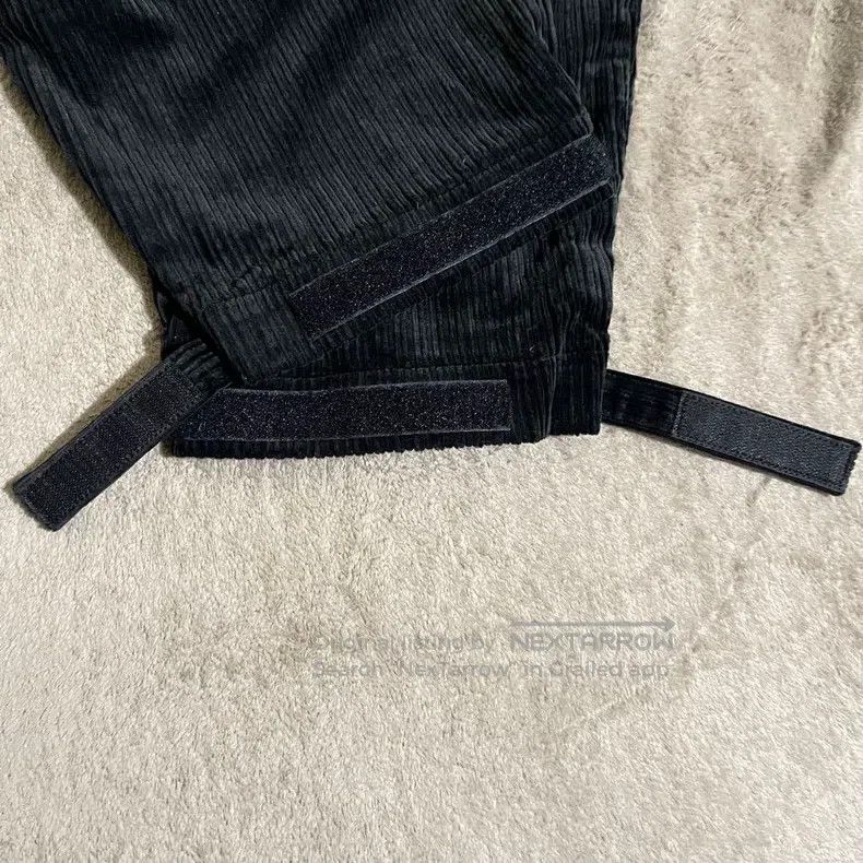 Neighborhood Neighborhood size L Corduroy Pants Size US 27 - 6 Thumbnail