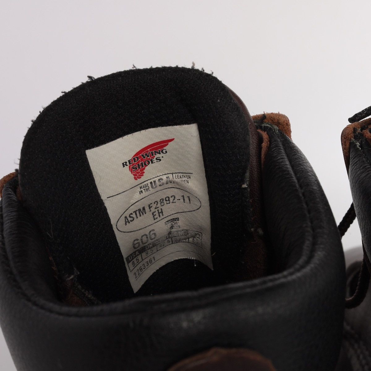 Red Wing Red Wing 606 Work Boots Leather Nutmeg Ebbtide Shoes USA Size US 9.5 / EU 42-43 - 8 Thumbnail