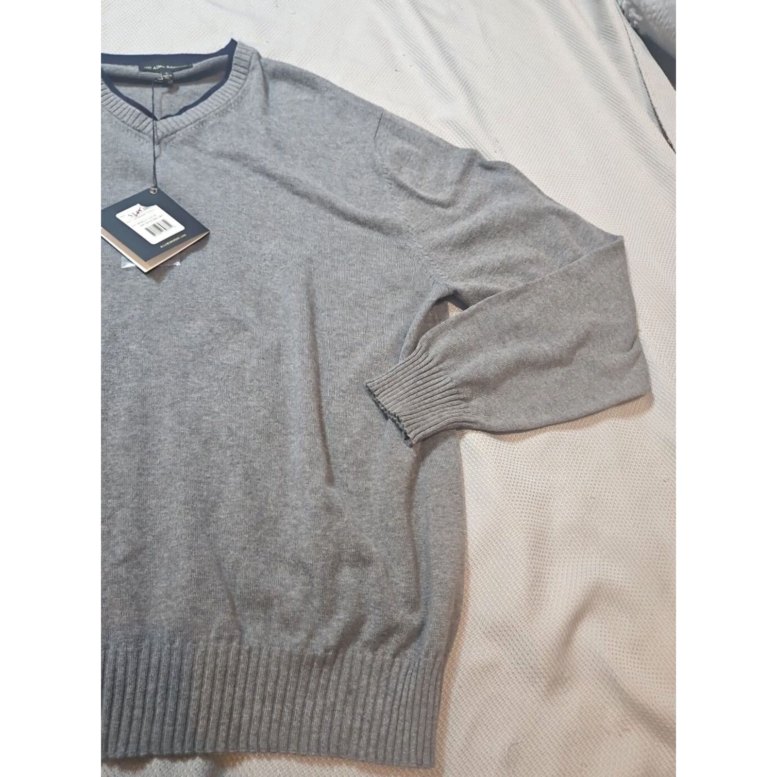 Allen Edmonds Allen Edmonds Sweater Mens Large Gray Pima Cotton Heather V-Neck Shirt Top NWT Size US L / EU 52-54 / 3 - 6 Thumbnail
