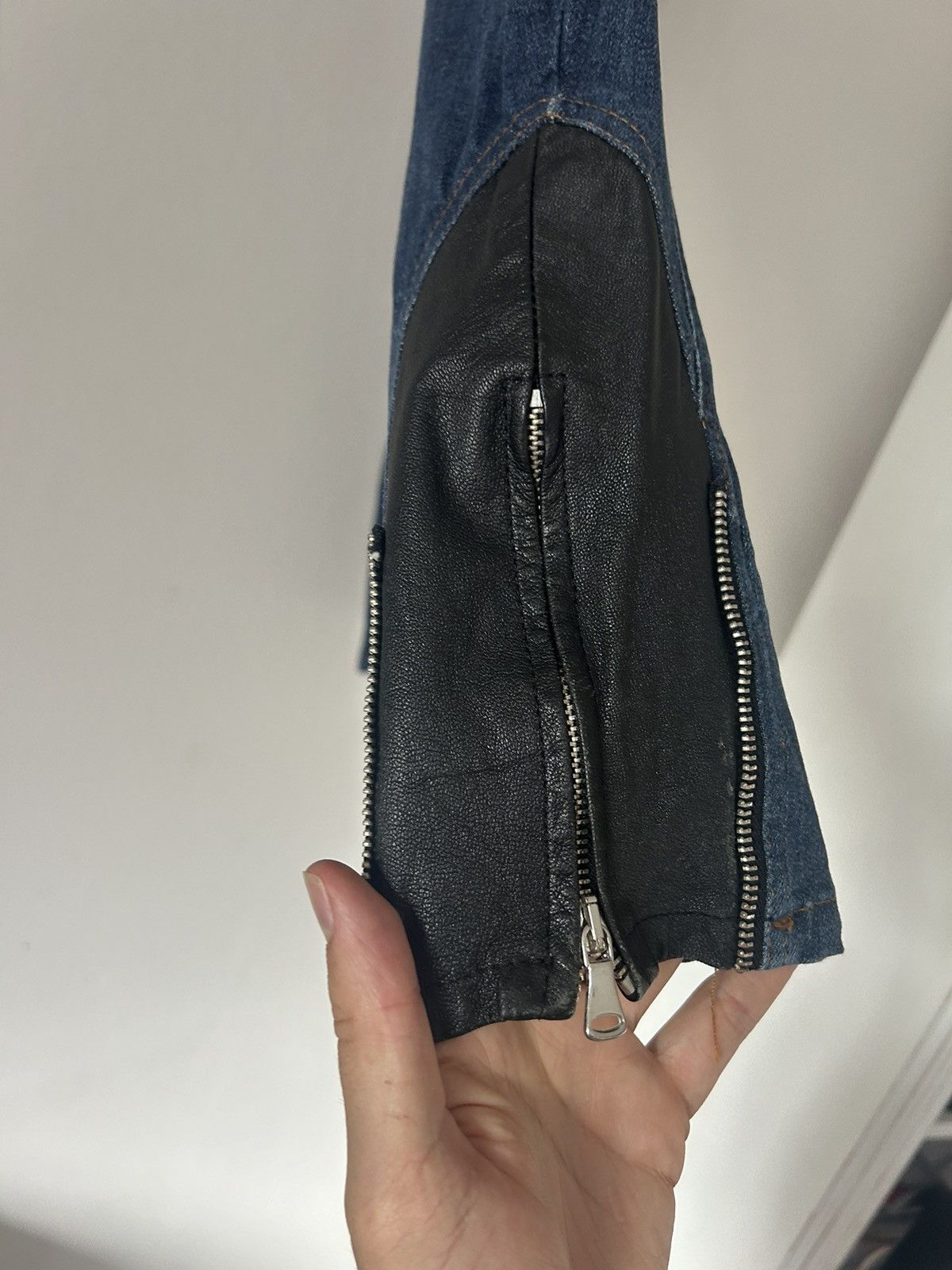 Dolce & Gabbana Denim Zipper Jeans with Leather Applications Size US 30 / EU 46 - 9 Thumbnail