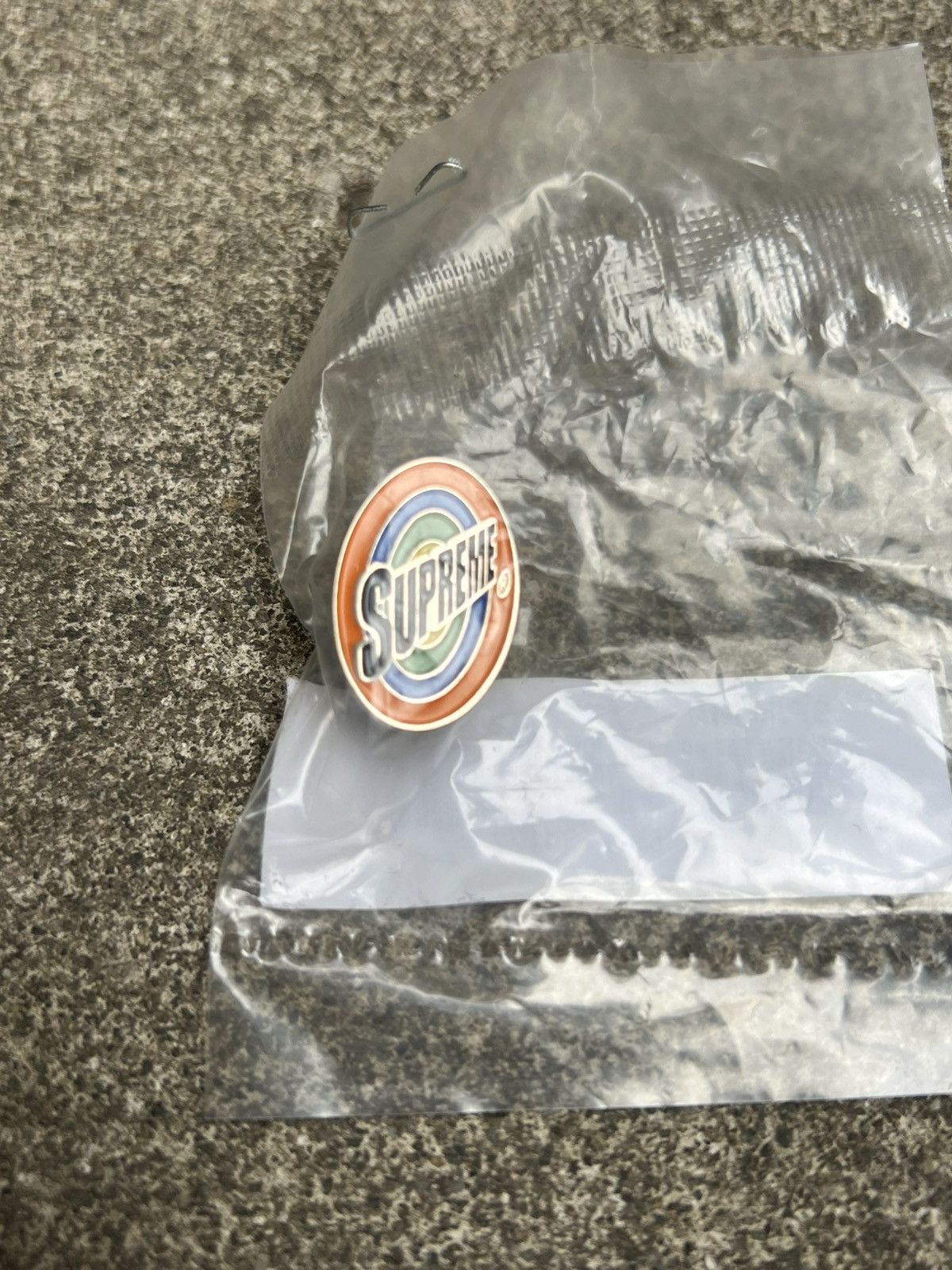 Supreme 2016 Spin Shout Logo Pin New Never Opened