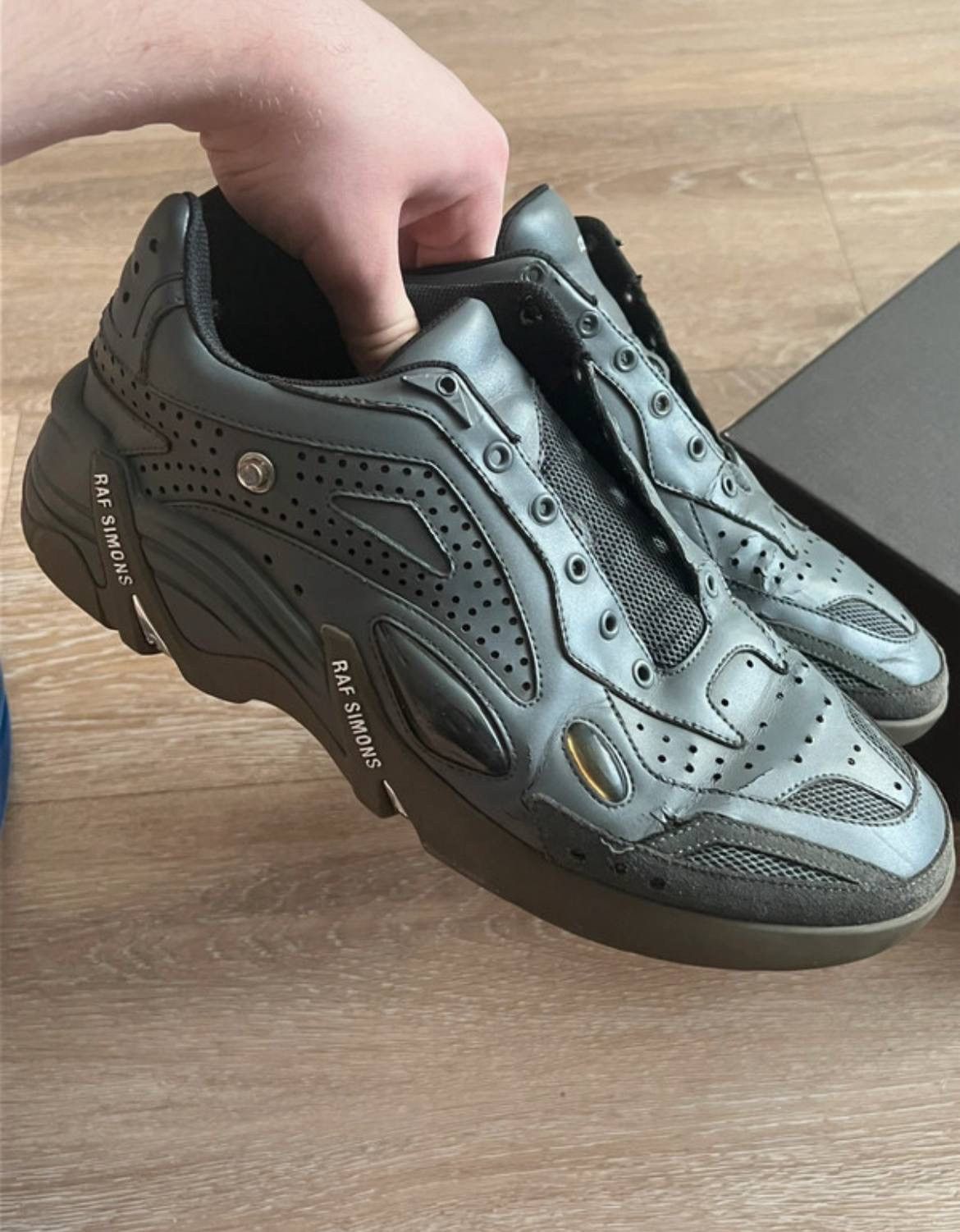 Raf Simons Raf simons cylon-21 grey sample 1 in the world Size US 9.5 / EU 42-43 - 4 Thumbnail