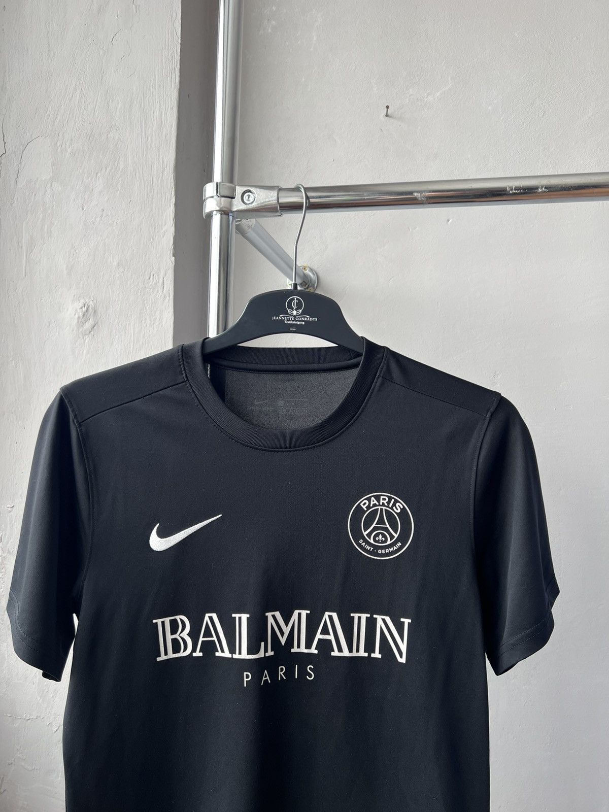 Nike 2020 PSG Paris Saint Germain x Balmain Special Limitedjersey Size US M / EU 48-50 / 2 - 4 Thumbnail